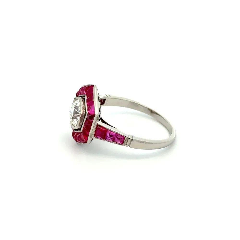 Bague vintage en platine avec diamant OEC et rubis Buff Top Hexagone Pour femmes en vente