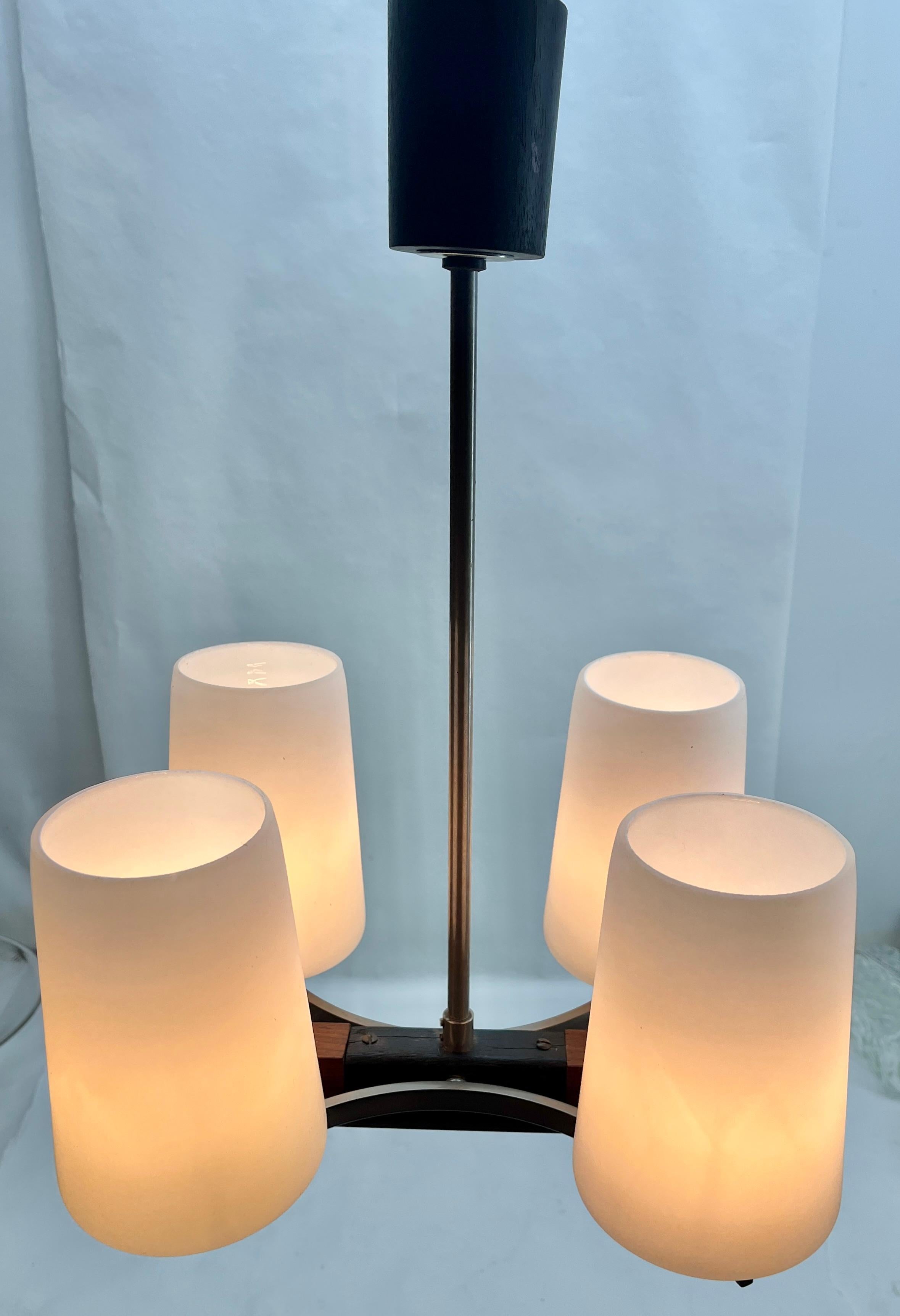 Lampada lampadario vintage a 4 bracci nello stile di Stilnovo, Italia, anni '60 in vendita 7