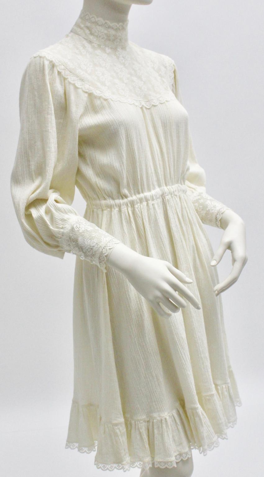 Women's Vintage Off White Boho Day Dress with Laces 1970s France For Sale