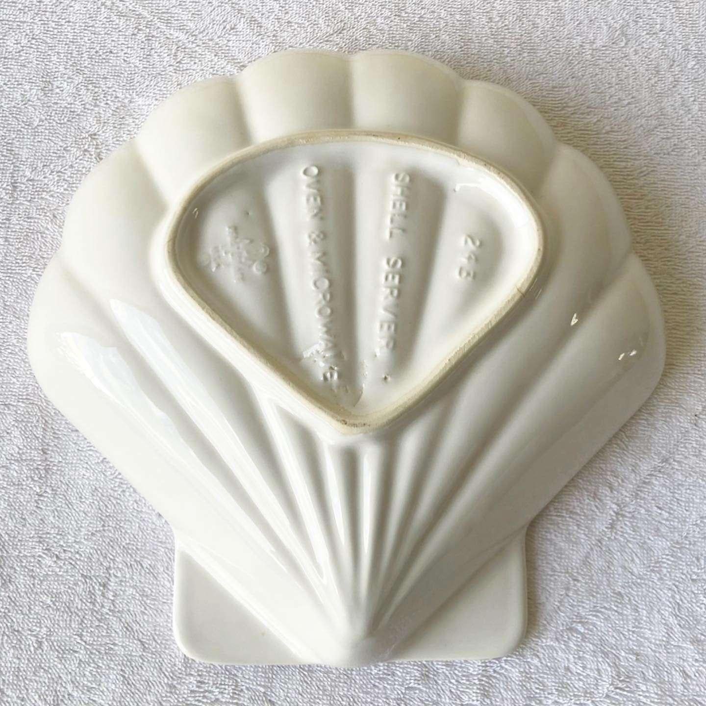Vintage Off White Ceramic Seashell Serving Dish For Sale 3