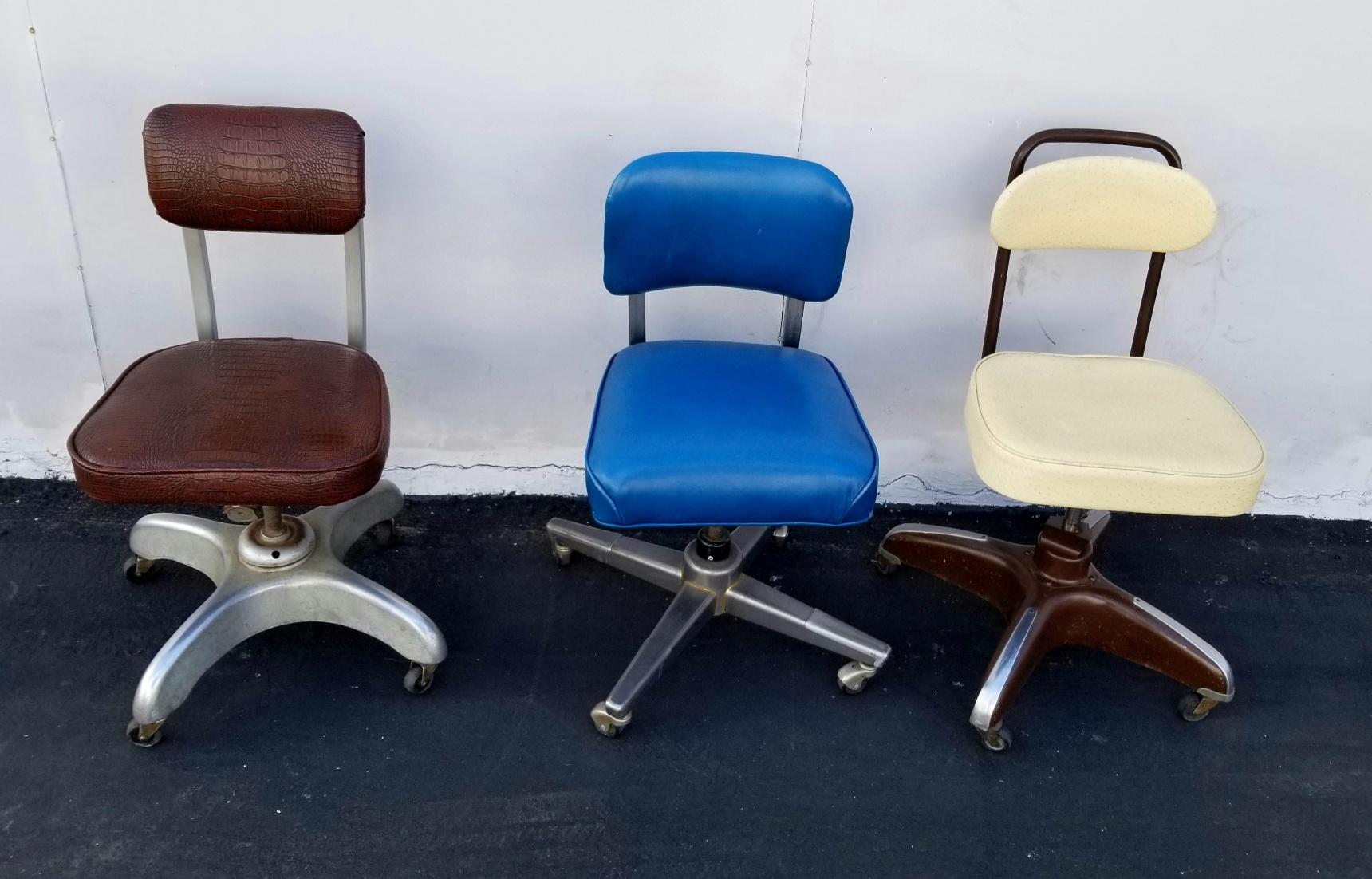 Vintage Office Chairs Set of Three In Good Condition For Sale In Los Angeles, CA