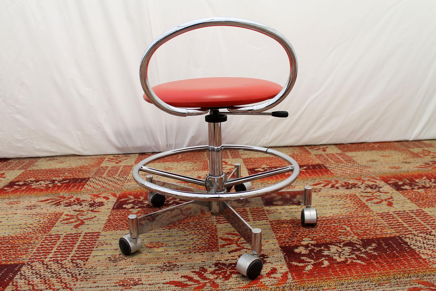 Vintage Office Swivel Chairs or Stool by Kovona, 1980s In Excellent Condition For Sale In Prague 8, CZ