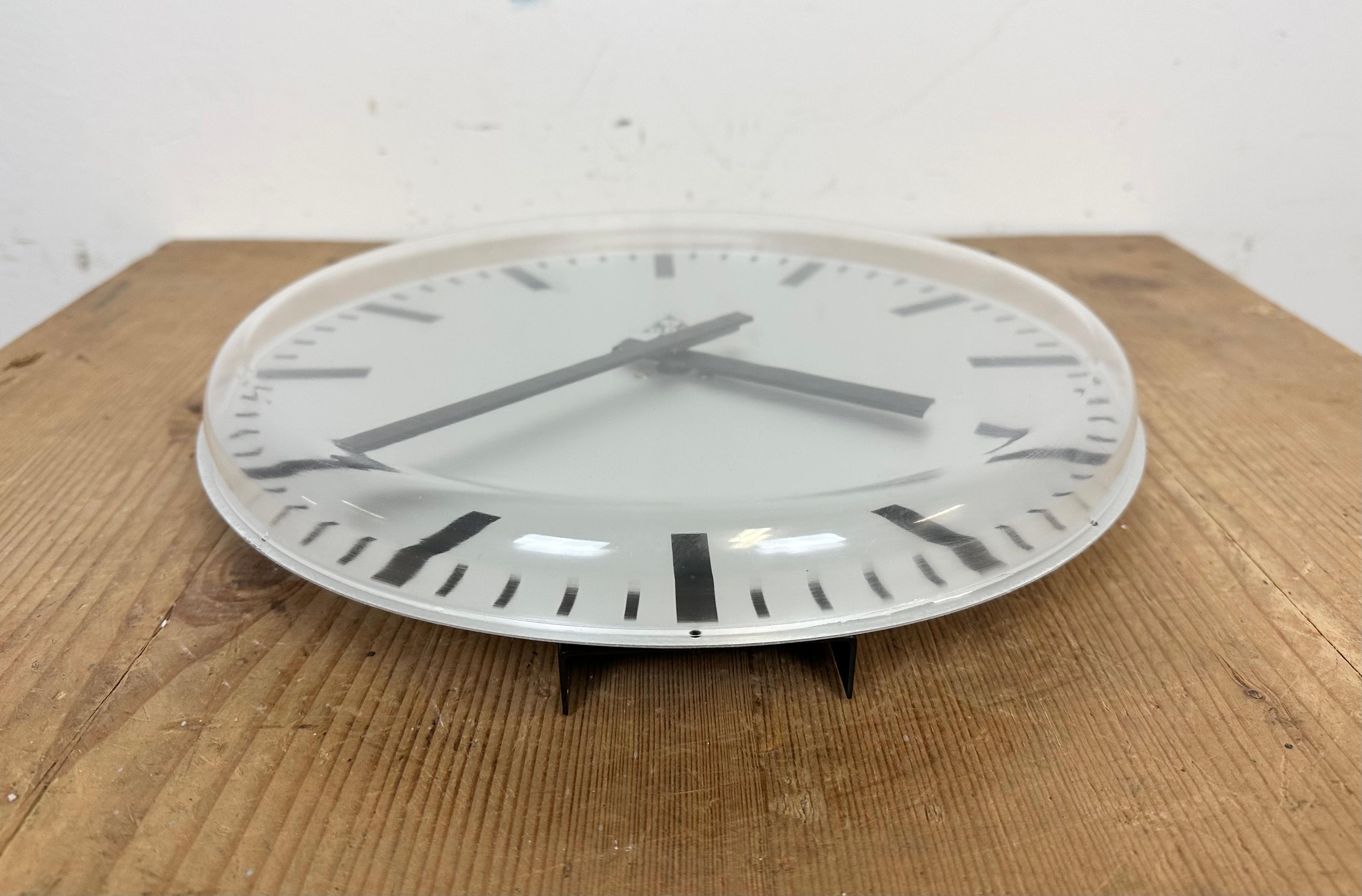 Vintage Office Wall Clock from Pragotron, 1980s For Sale 4