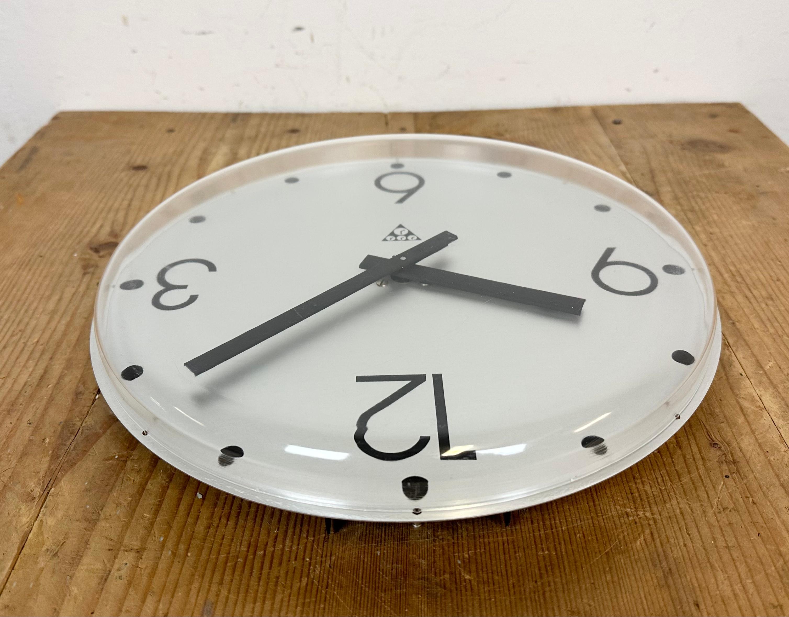 Vintage Office Wall Clock from Pragotron, 1980s 4
