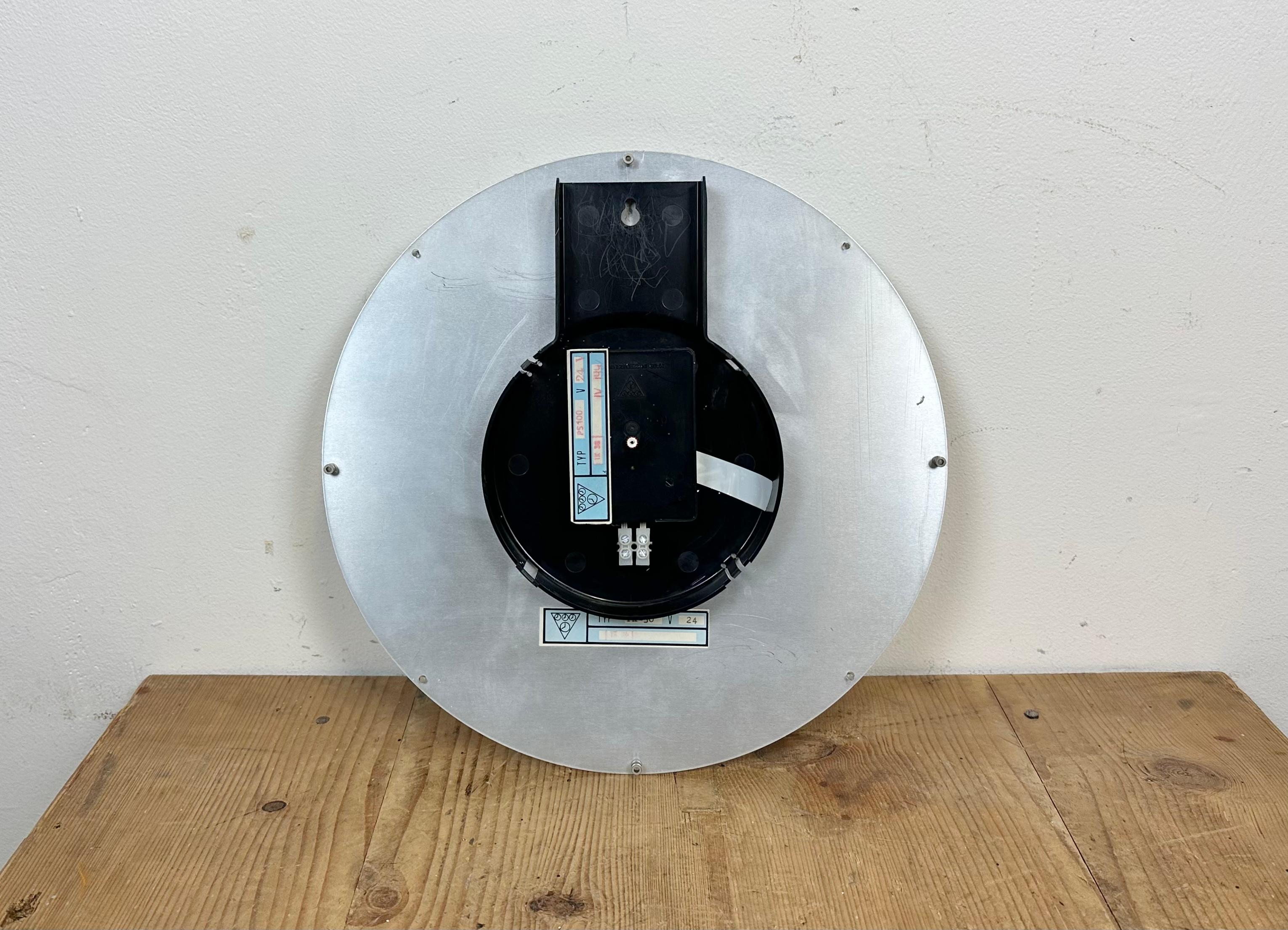 Vintage Office Wall Clock from Pragotron, 1980s 7