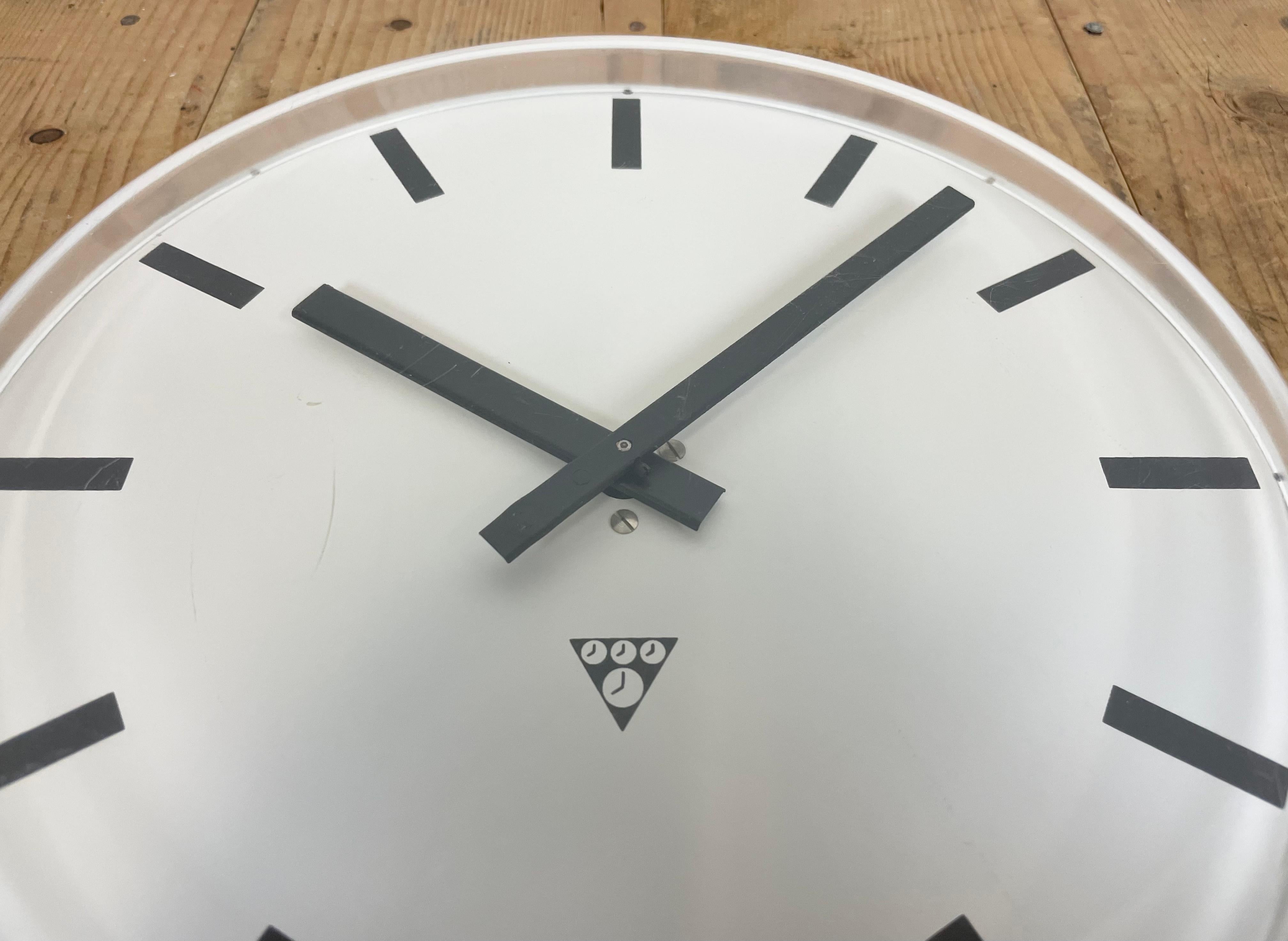 Vintage Office Wall Clock from Pragotron, 1980s 1
