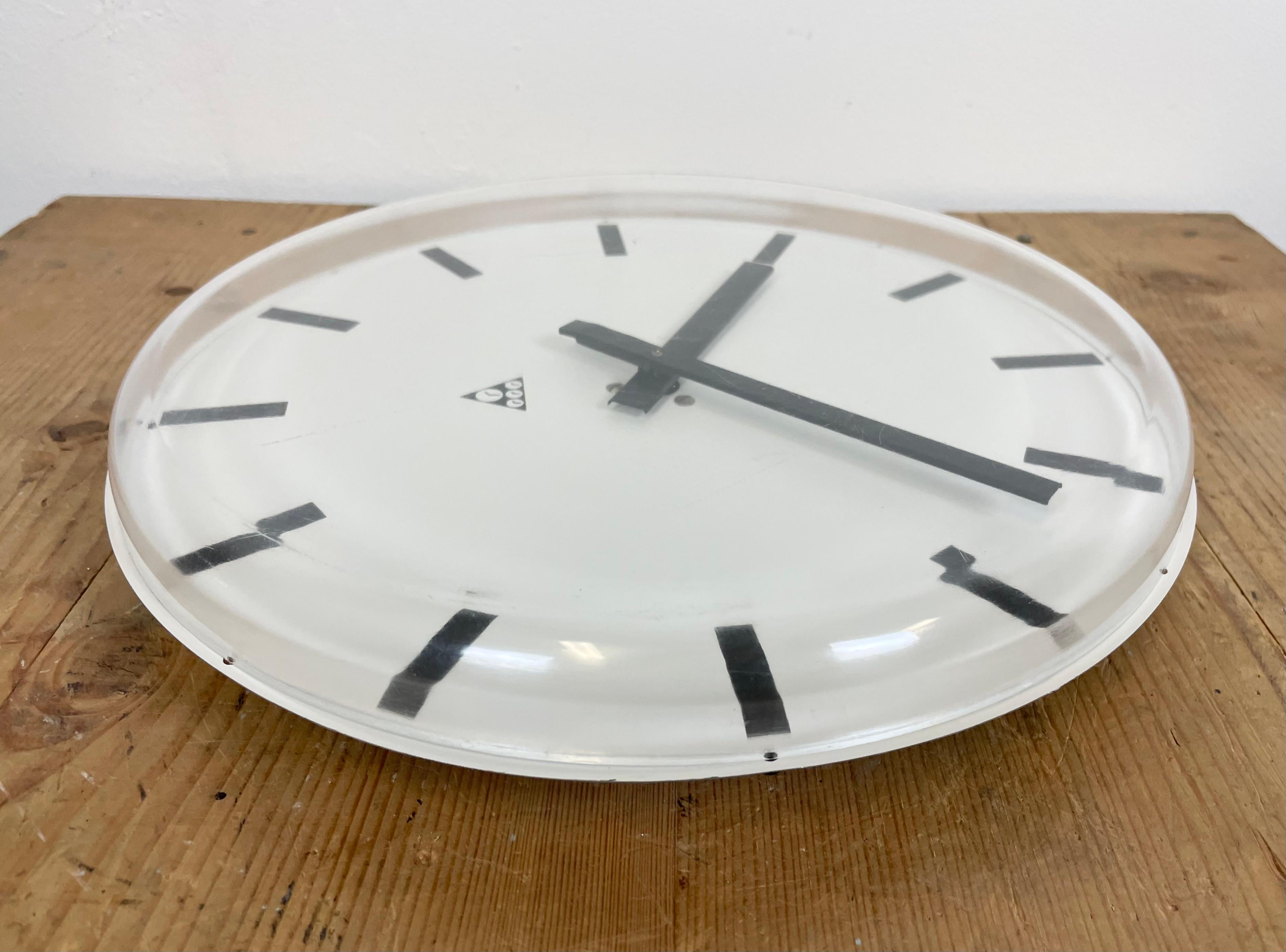 Vintage Office Wall Clock from Pragotron, 1980s 2