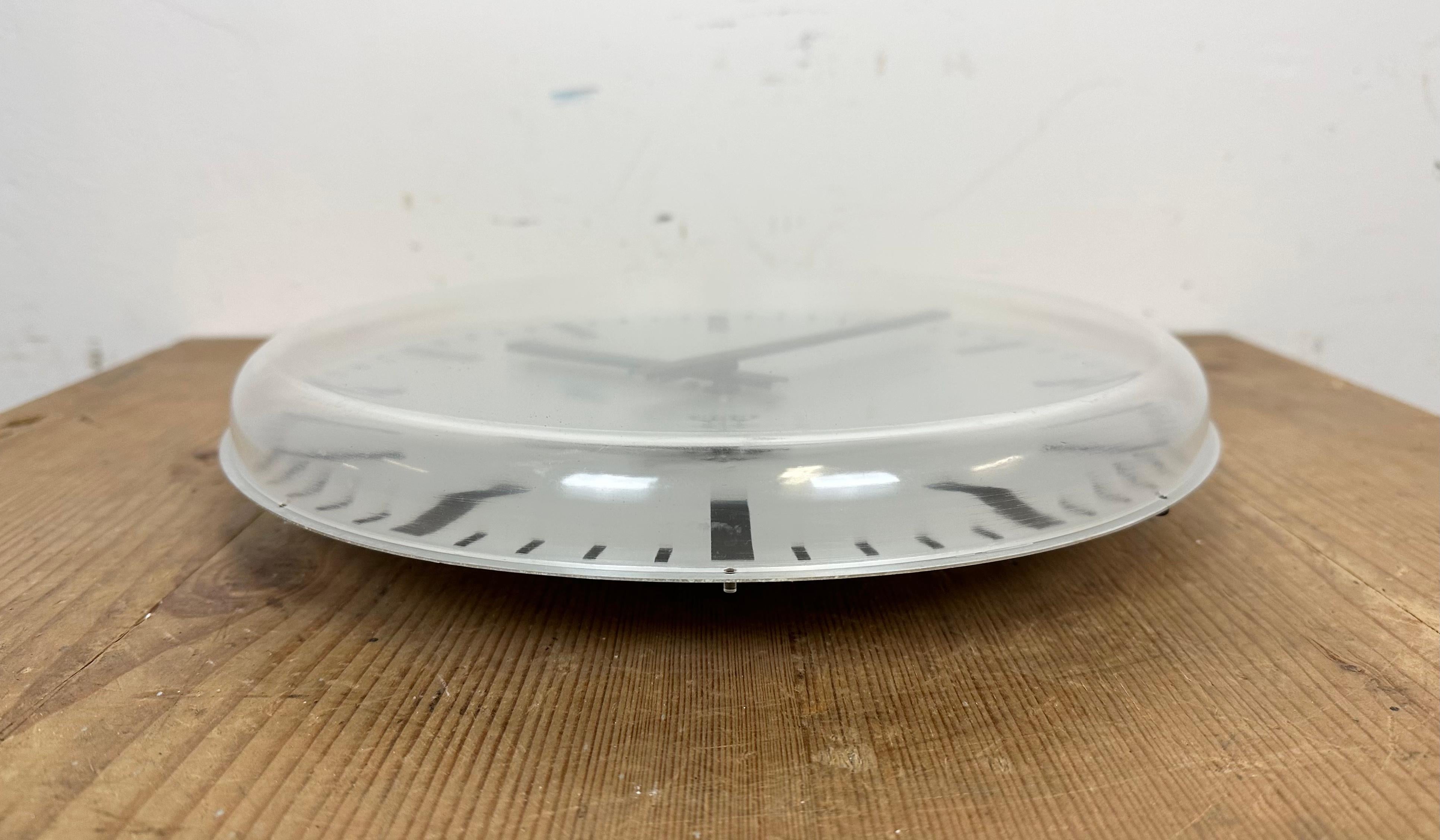 Vintage Office Wall Clock from Pragotron, 1980s For Sale 2