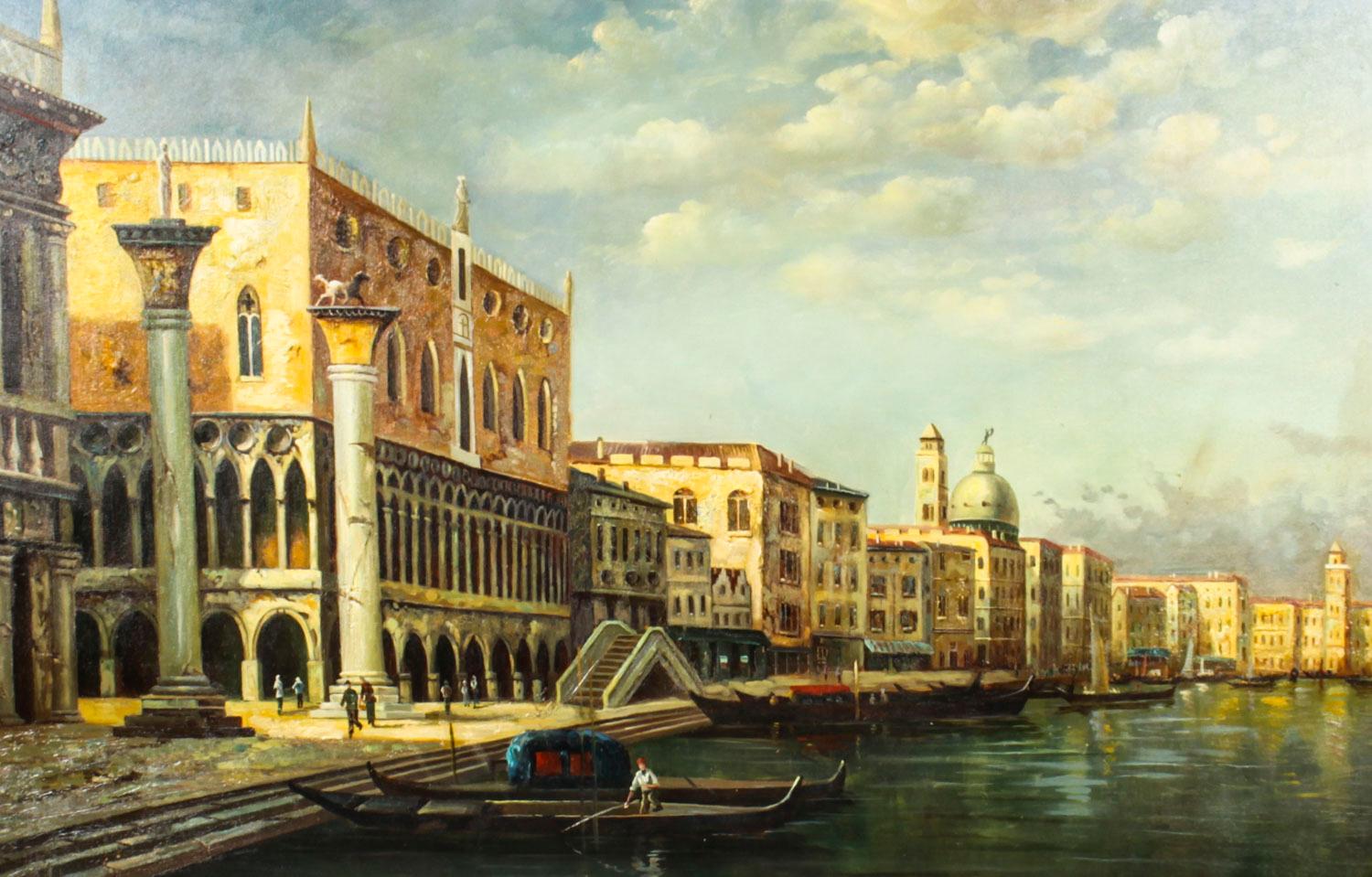 Une belle peinture à l'huile sur toile représentant la vue du palais des Doges et de la place Saint-Marc à Venise, datant du milieu du XXe siècle.

Le tableau offre une vue magnifique sur le Grand Canal, la place Saint-Marc, le palais des Doges et