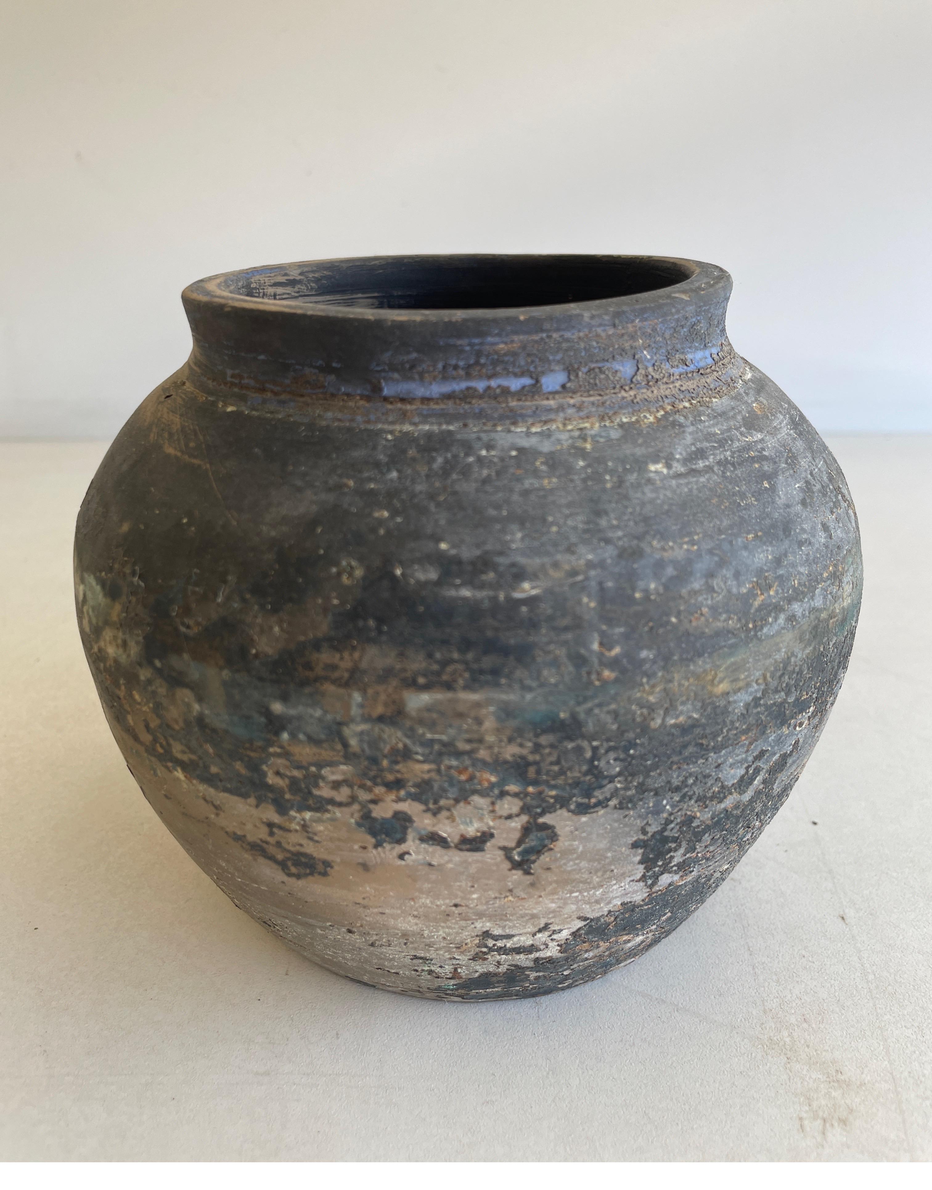 Vintage Oil Pottery Extra Small In Good Condition For Sale In Brea, CA