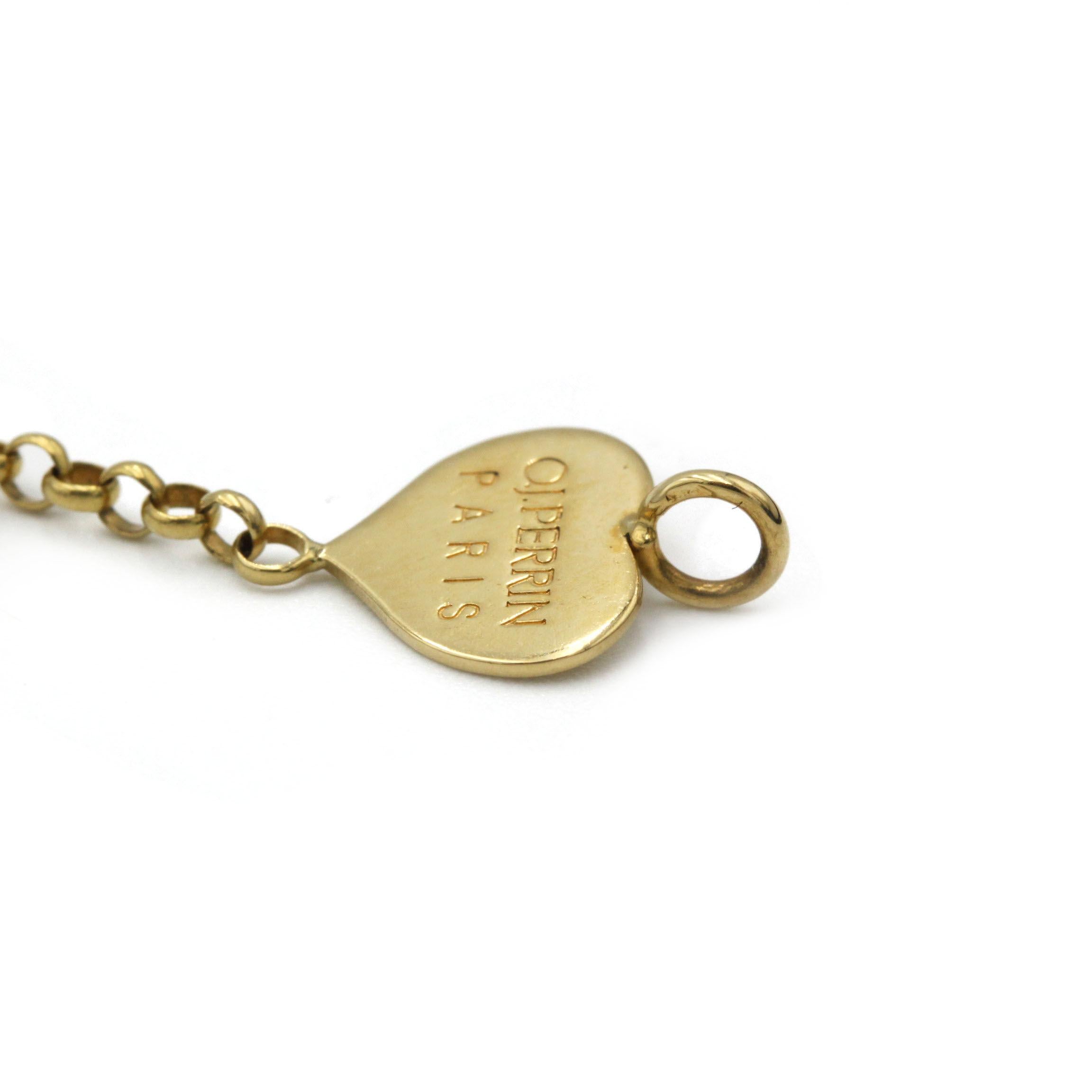 Un bracelet vintage délicat et élégant signé par Eleg, réalisé en or jaune 18 carats (750‰). Cette pièce intemporelle présente une breloque en forme de cœur ajouré magnifiquement travaillée, emblématique du savoir-faire raffiné et de l'élégance