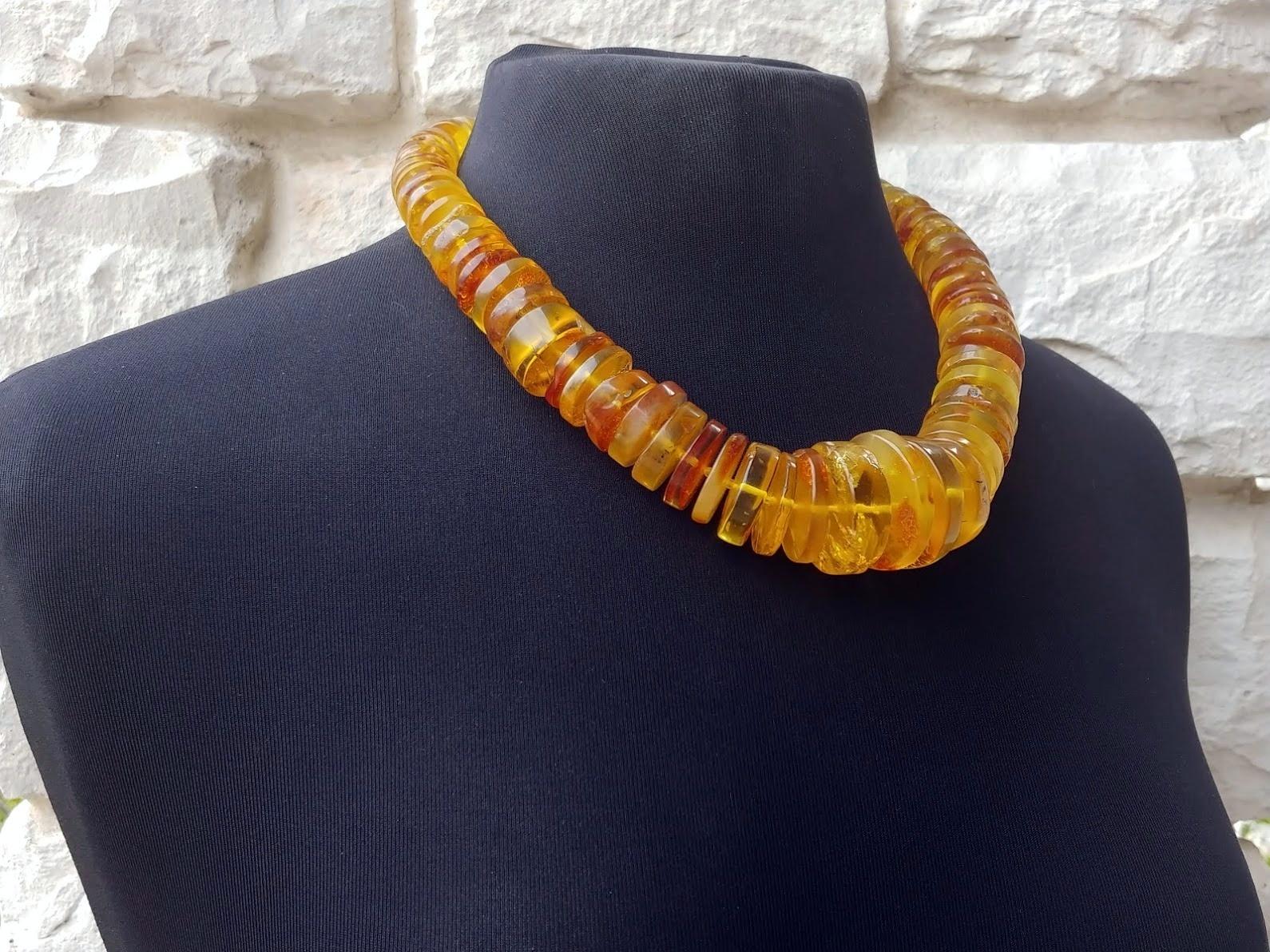 Women's Vintage Old Baltic Honey Amber Necklace For Sale
