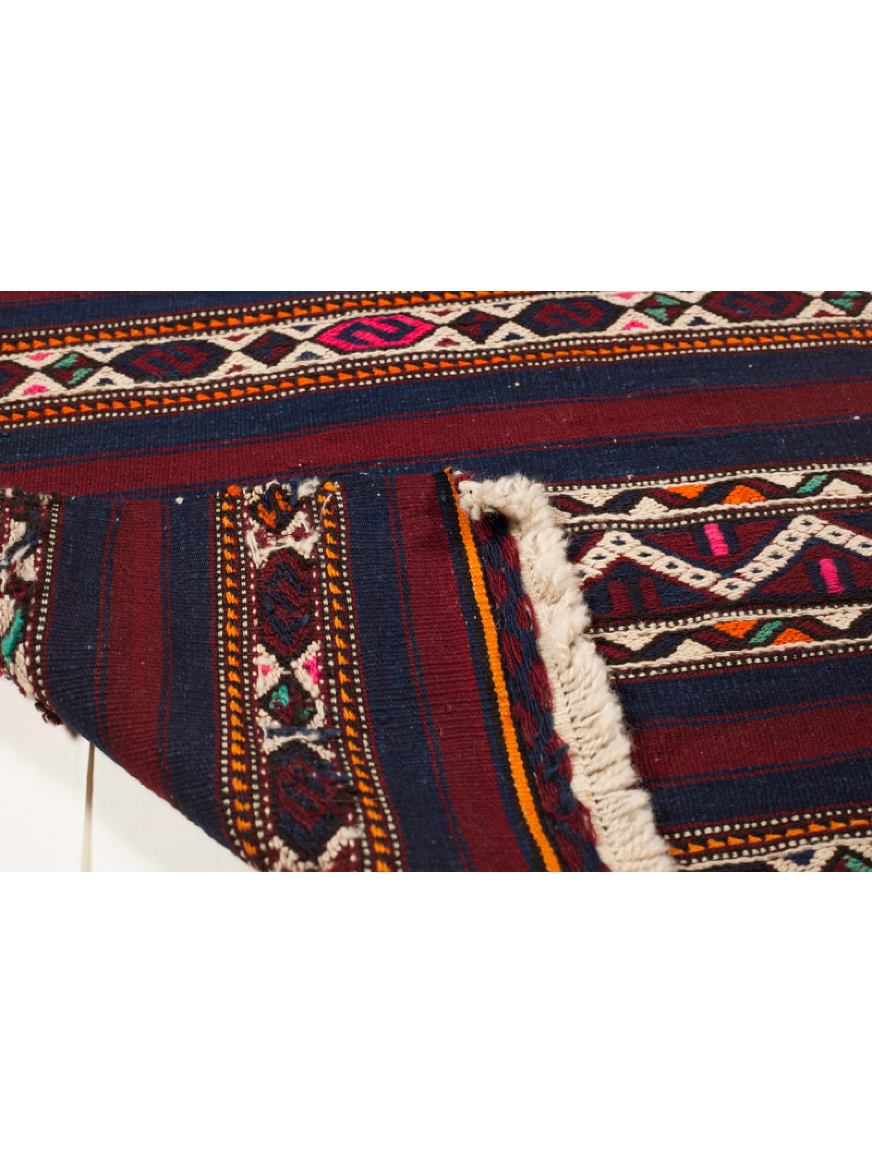 Turco Vintage Old Bergama Kilim Cuval Rug Chuval Mat Tappeto turco anatolico Yastik in vendita