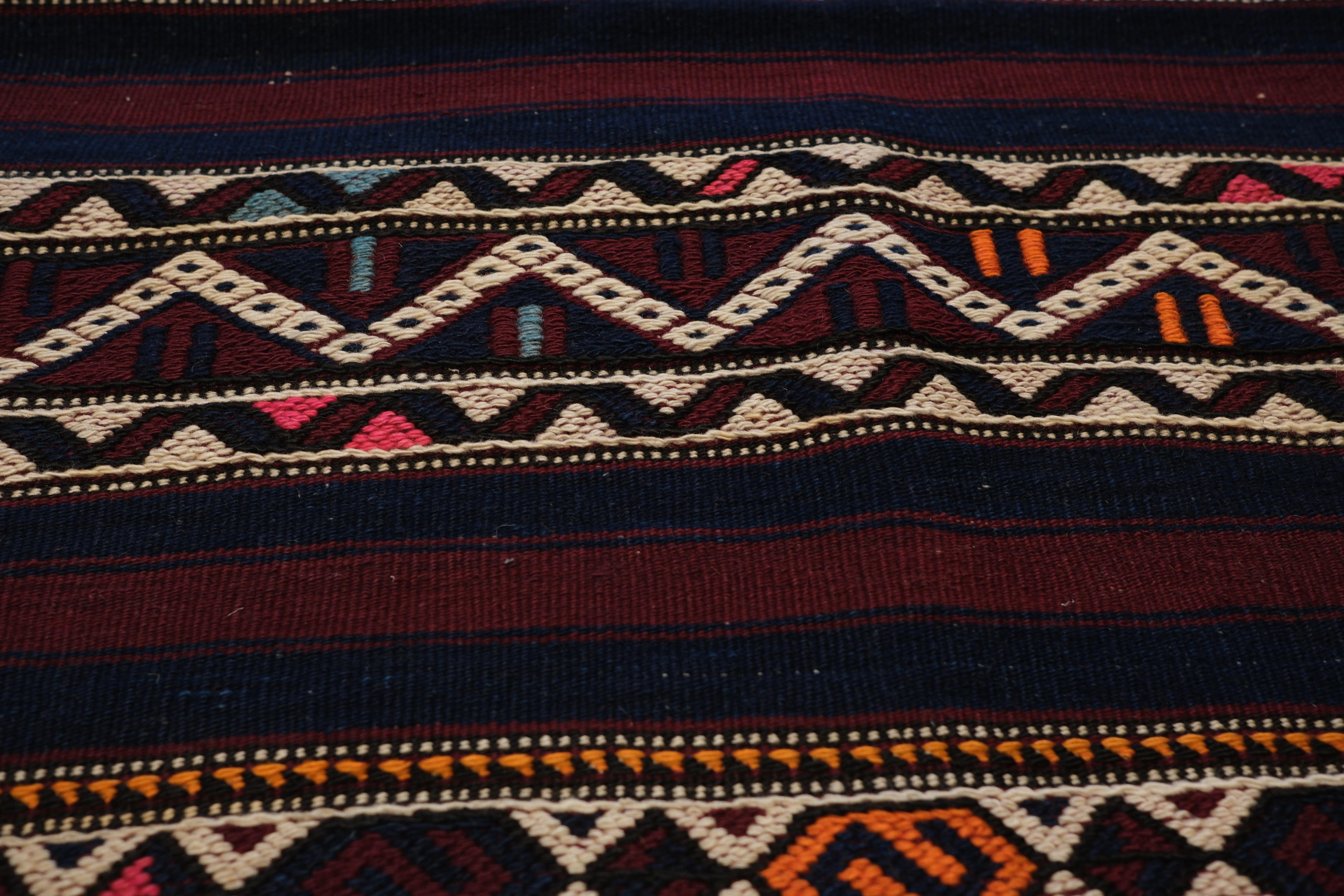 Vintage Old Bergama Kilim Cuval Teppich Chuval Mat Anatolian Turkish Yastik Carpet (Wolle) im Angebot