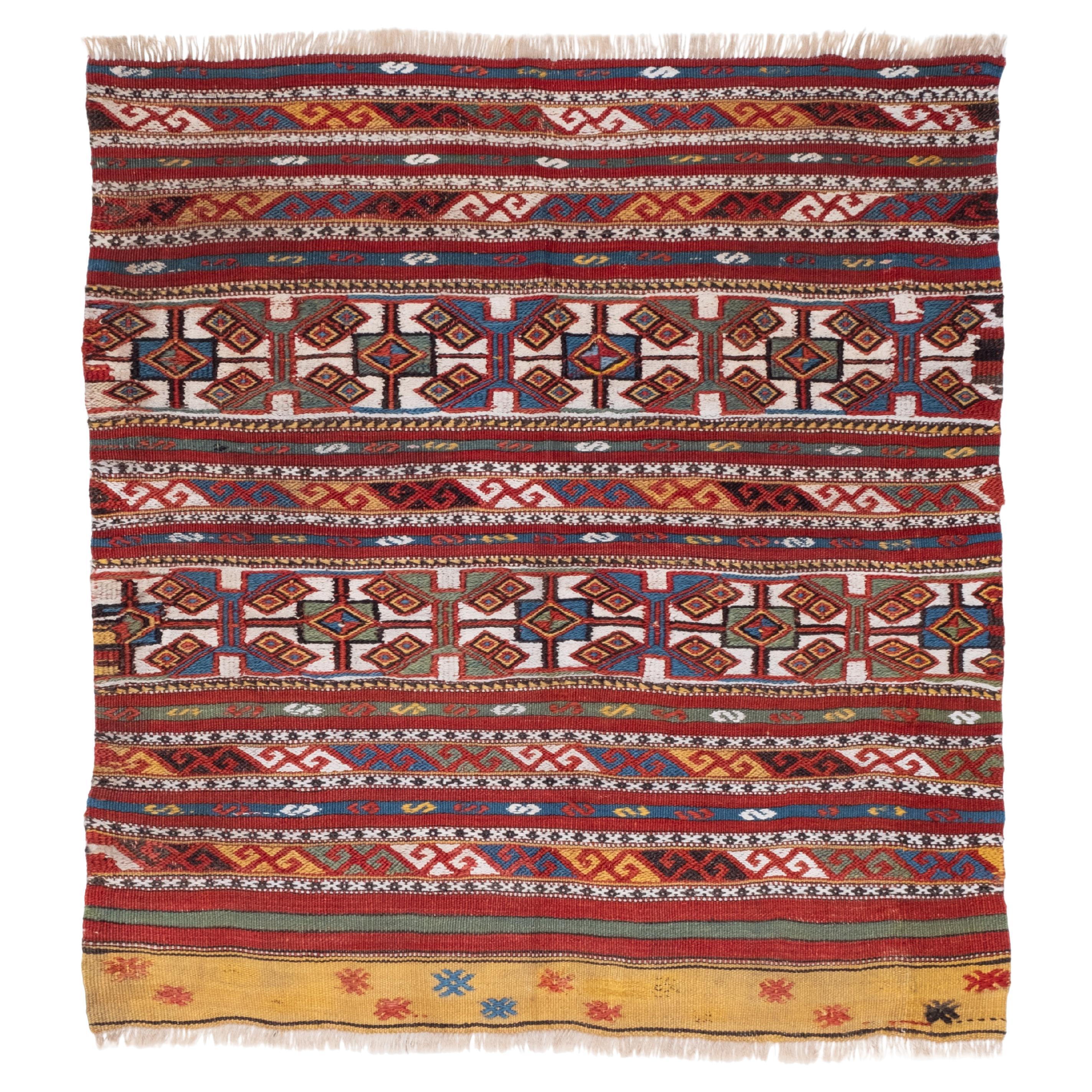 Vintage Old Bergama Kilim Cuval Teppich Chuval Mat Anatolian Turkish Yastik Carpet im Angebot