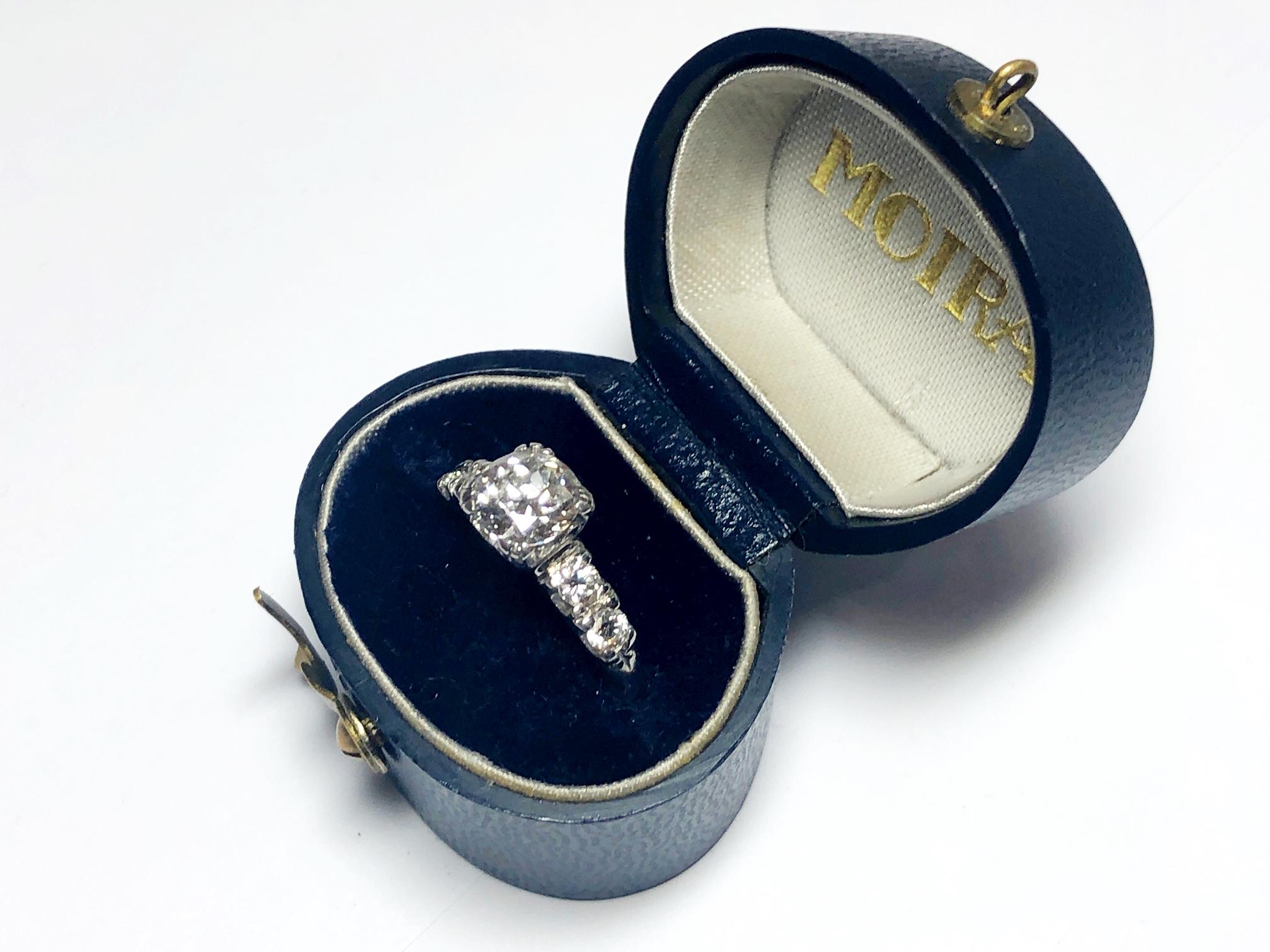 Anello solitario in platino e diamanti d'epoca con taglio antico da 0,75 carati E VS1 in vendita 1