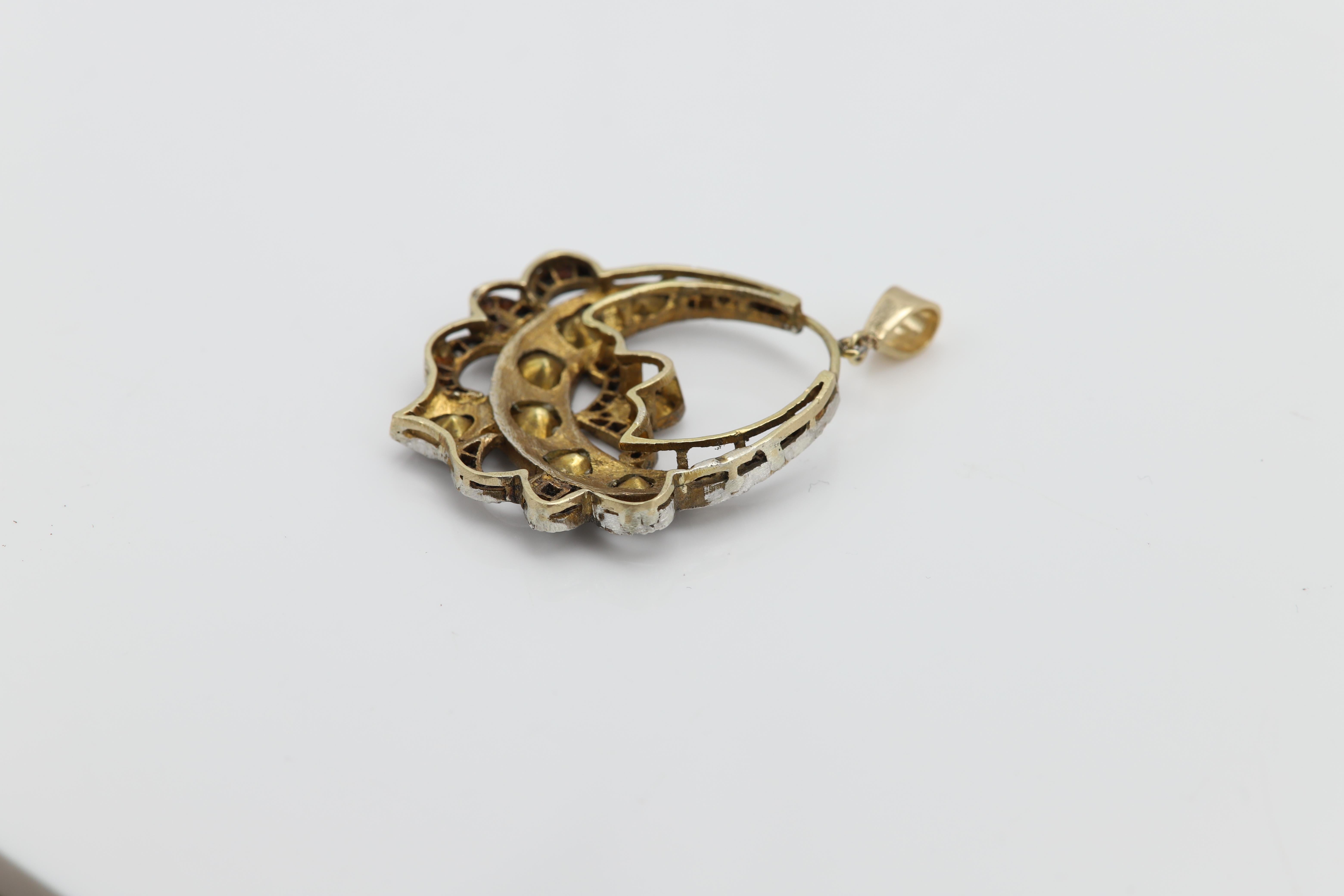 Vintage Old Cut Diamond 14 Karat Gold and Silver Pendant Circa 1920's For Sale 4