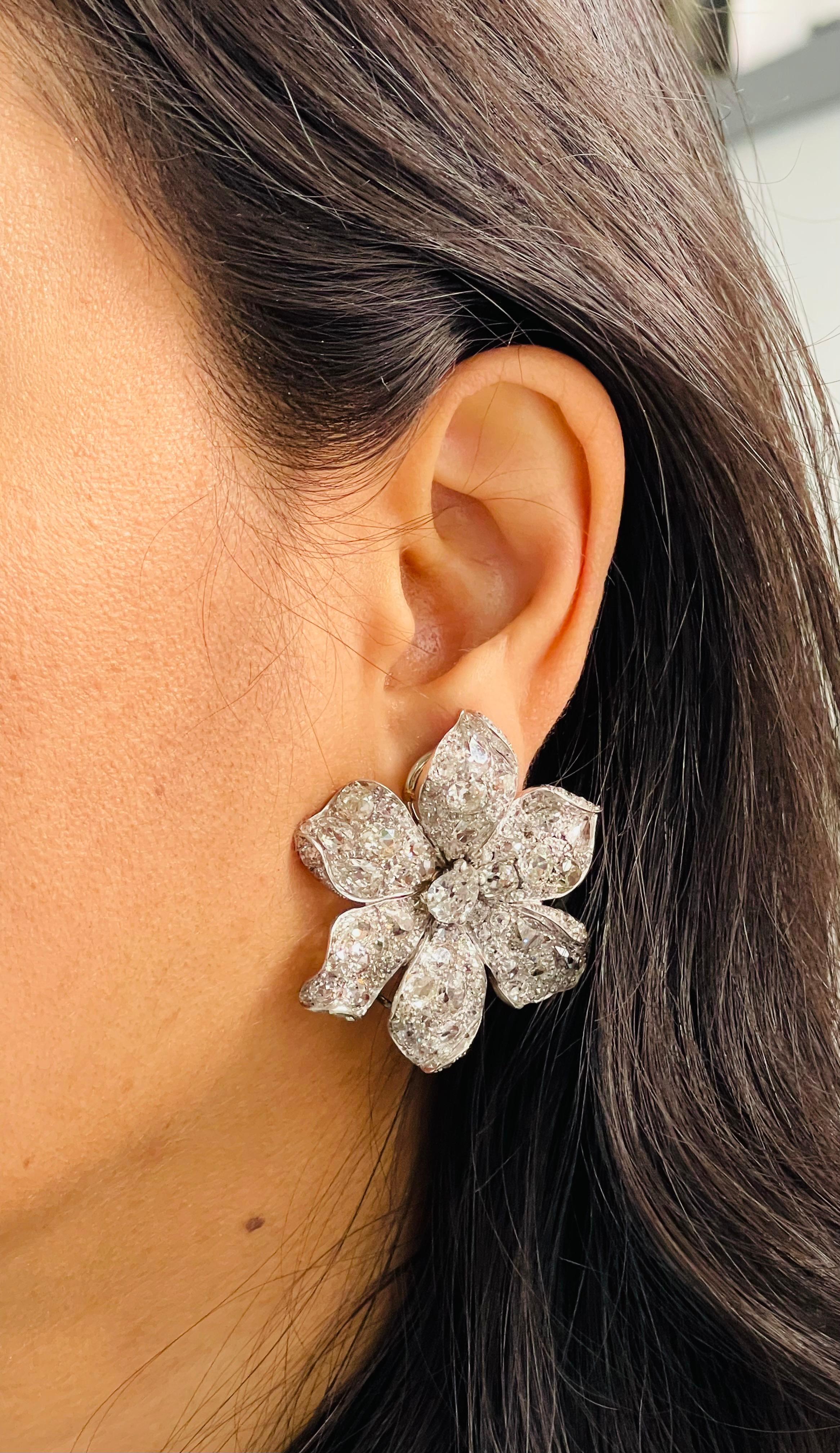 Vintage Old Cut Diamond Flower Ear-clips In Platinum.  For Sale 7