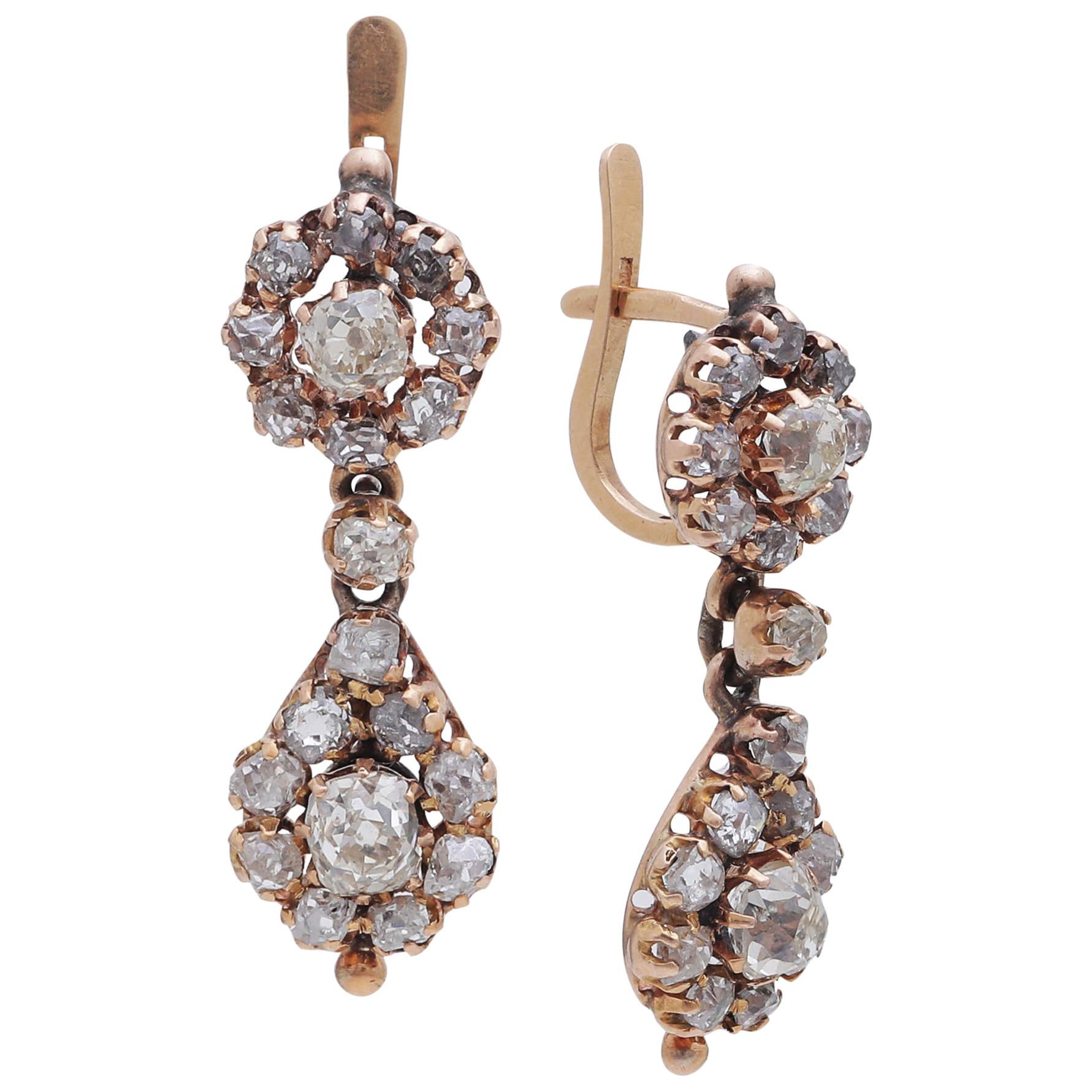 Paar Vintage-Ohrringe aus Diamanten im Altschliff und Gold aus einer Privatsammlung