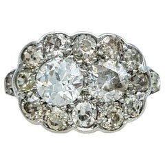 Vintage Old European und Old Mine Cut Diamond Cluster Ring in poliertem Platin