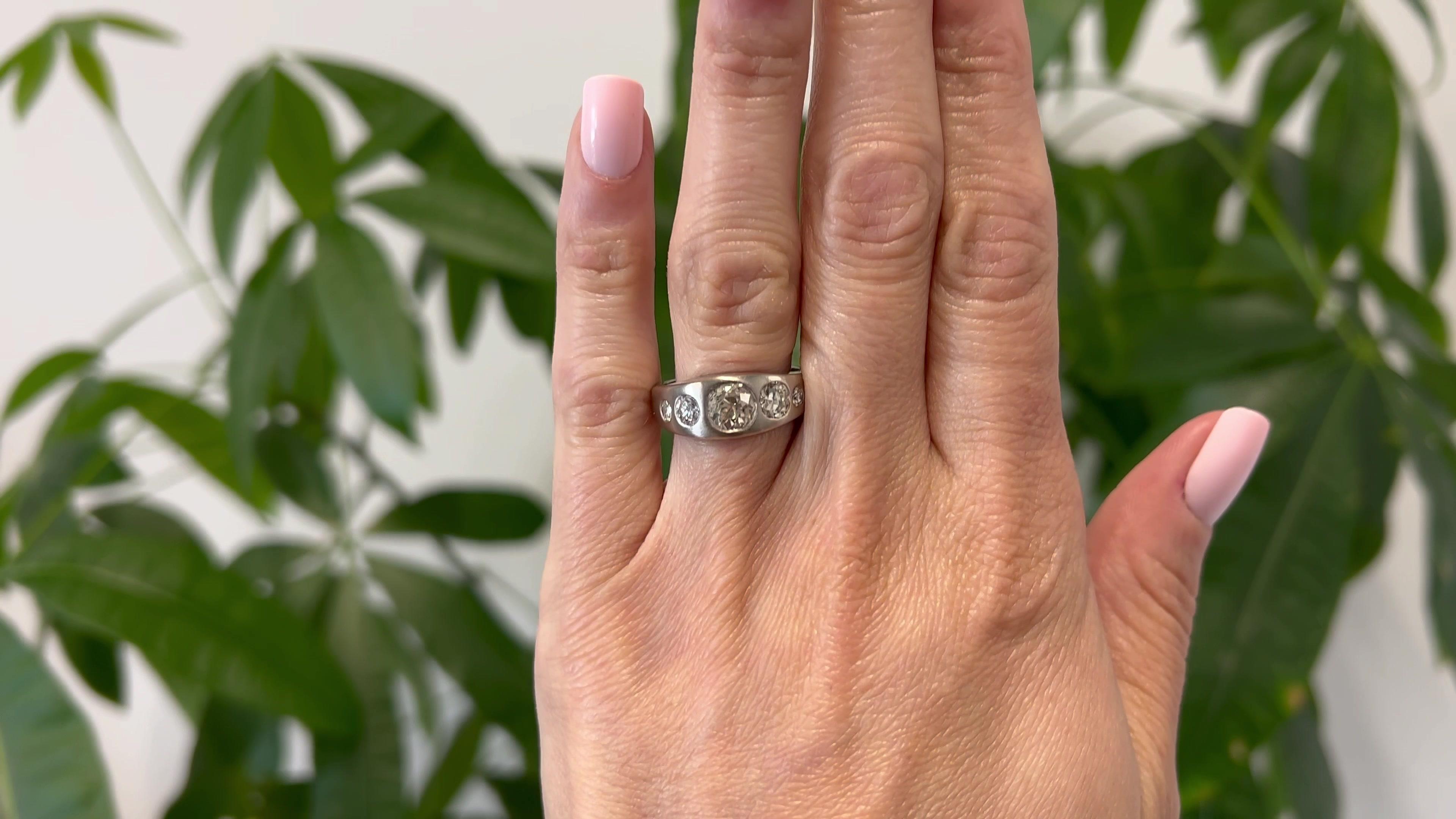 Vintage Old European Cut Diamond 14k White Gold Five Stone Ring In Good Condition In Beverly Hills, CA