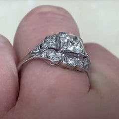 Vintage OEC Diamond Halo Ring (Approx. 0.90-Carats) Platinum