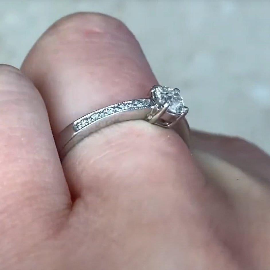 Vintage Old European Cut Diamond Engagement Ring (Approx 0.30-Carats), Platinum In Excellent Condition For Sale In New York, NY