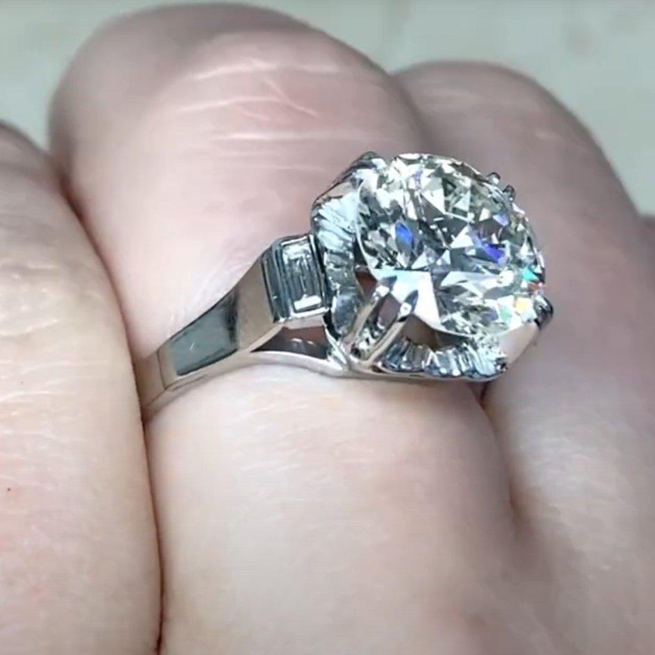 Taglio antico europeo Anello di fidanzamento con diamante vintage taglio europeo (circa 3.60 carati), platino in vendita