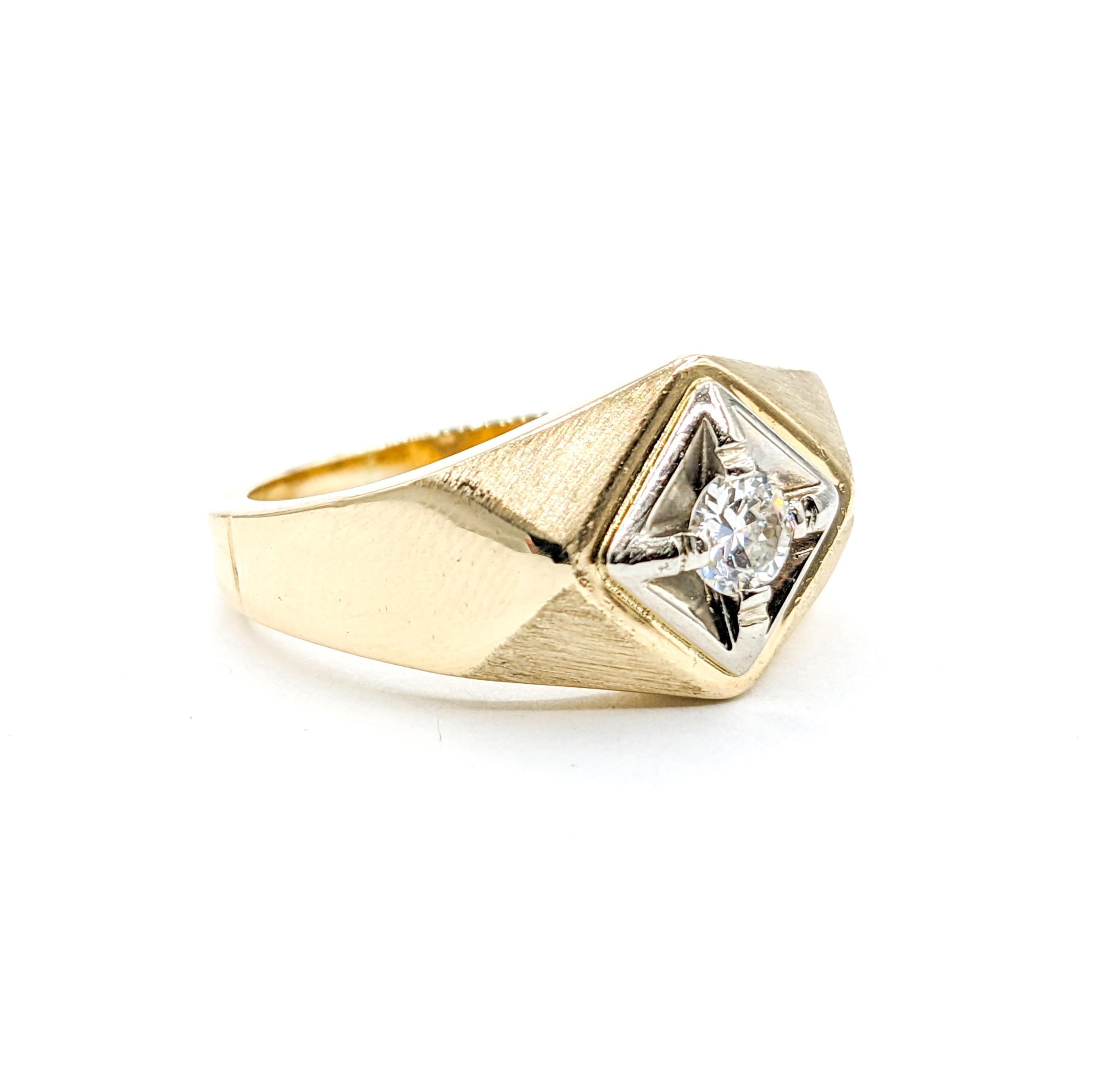 Vintage Old European Cut Diamond Men's Ring in Gold

Introducing this very cool vintage Men's ring 14K yellow gold ring, showcasing a dazzling 0.35ct Old European Diamond at its center. With SI clarity and a near-colorless hue, this diamond emanates