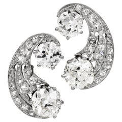 Pendientes de media luna de platino con diamantes antiguos de talla europea