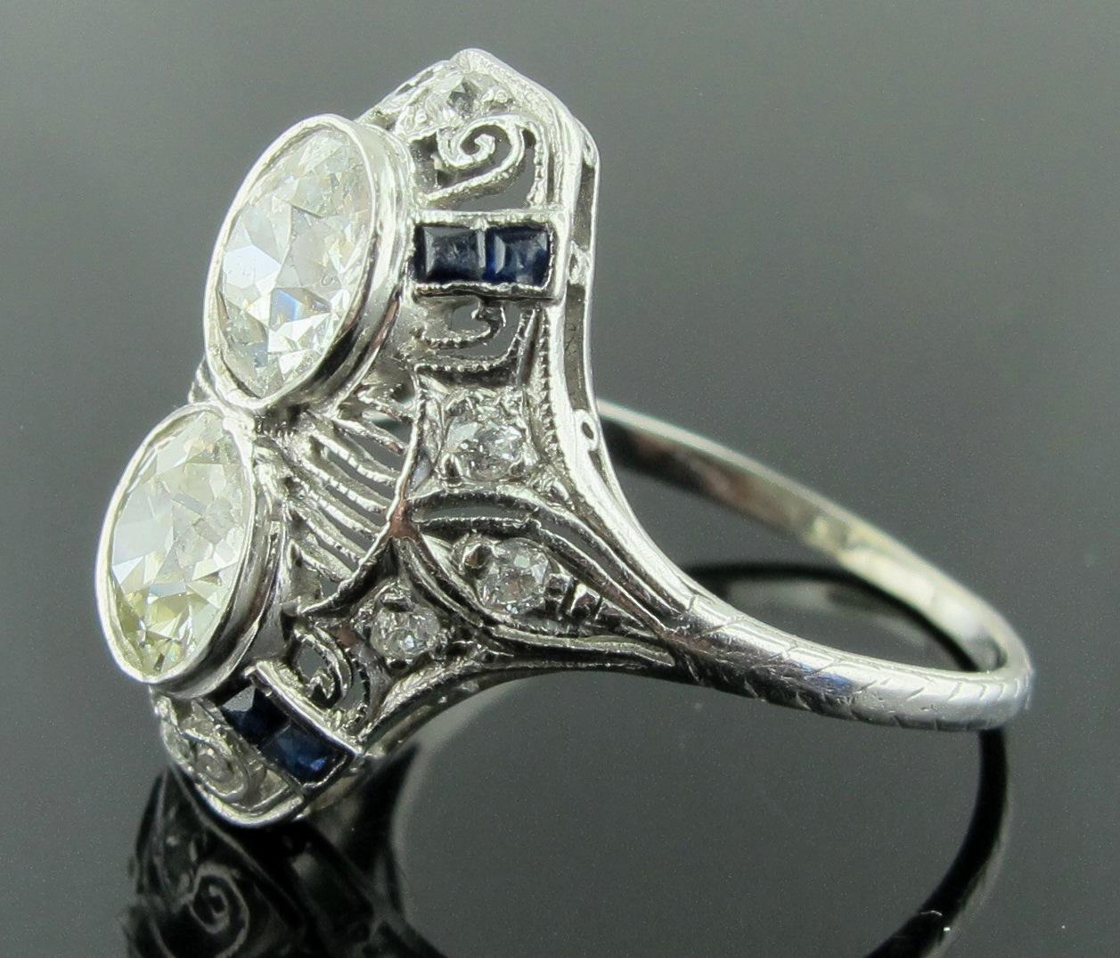 Vintage Old European Cut Diamond Ring Set in Platinum, circa 1920 For Sale 1