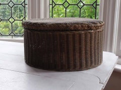 Cestino da cucito Lloyd Loom dipinto d'oro vintage. Inglese C.1930