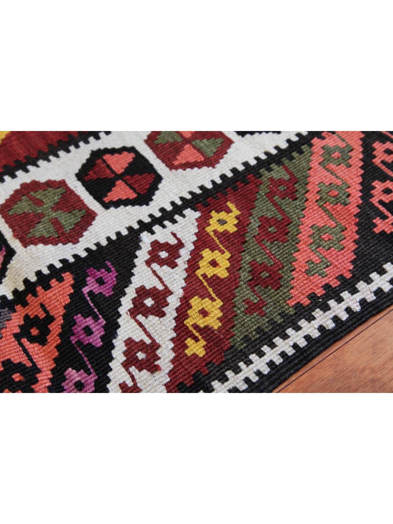 Alfombra antigua vintage Kagizman Kars Kilim Anatolia oriental Alfombra de lana turca en Bueno estado para la venta en Tokyo, JP