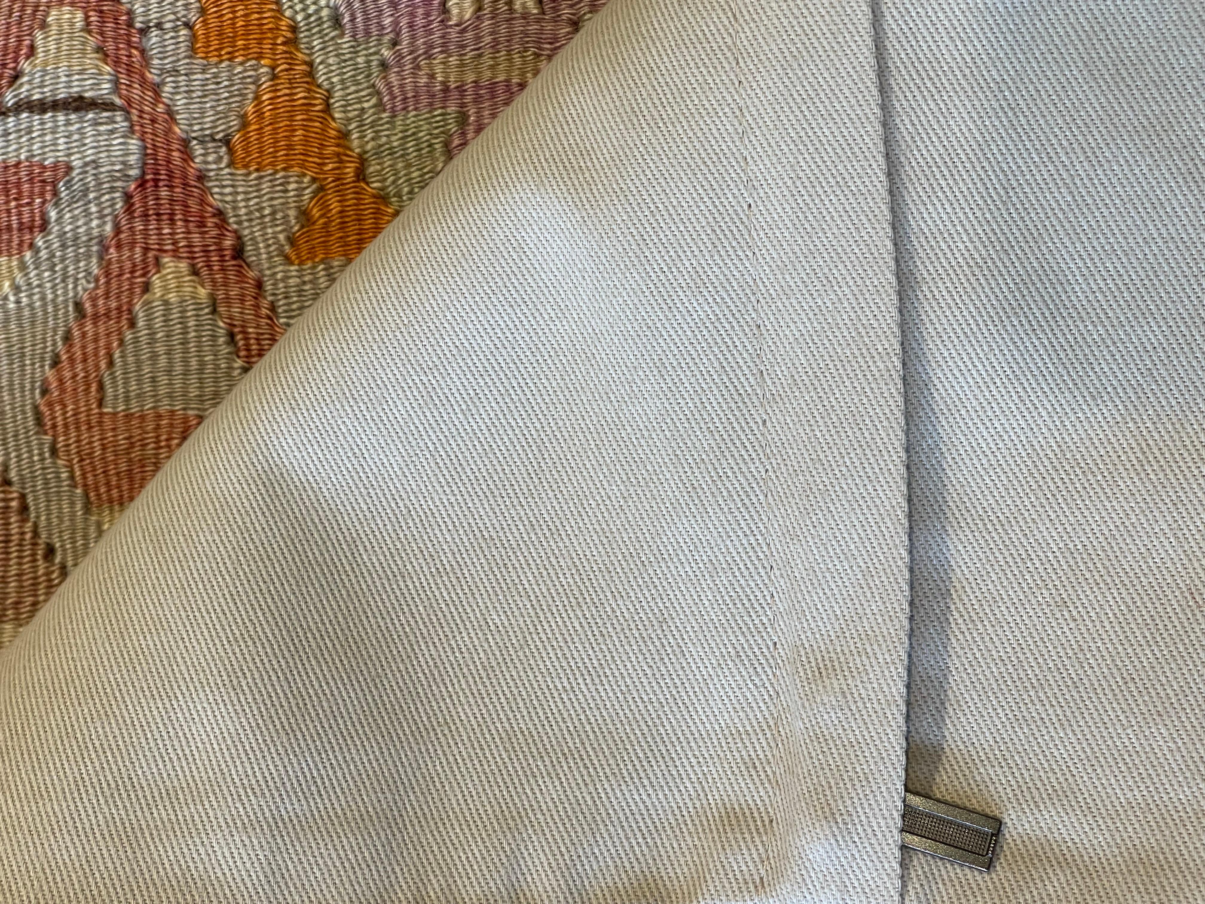 Türkisches modernes Yastik-Kissen im Vintage-Stil mit altem Kelim-Kissen, 4169 im Zustand „Gut“ im Angebot in Tokyo, JP