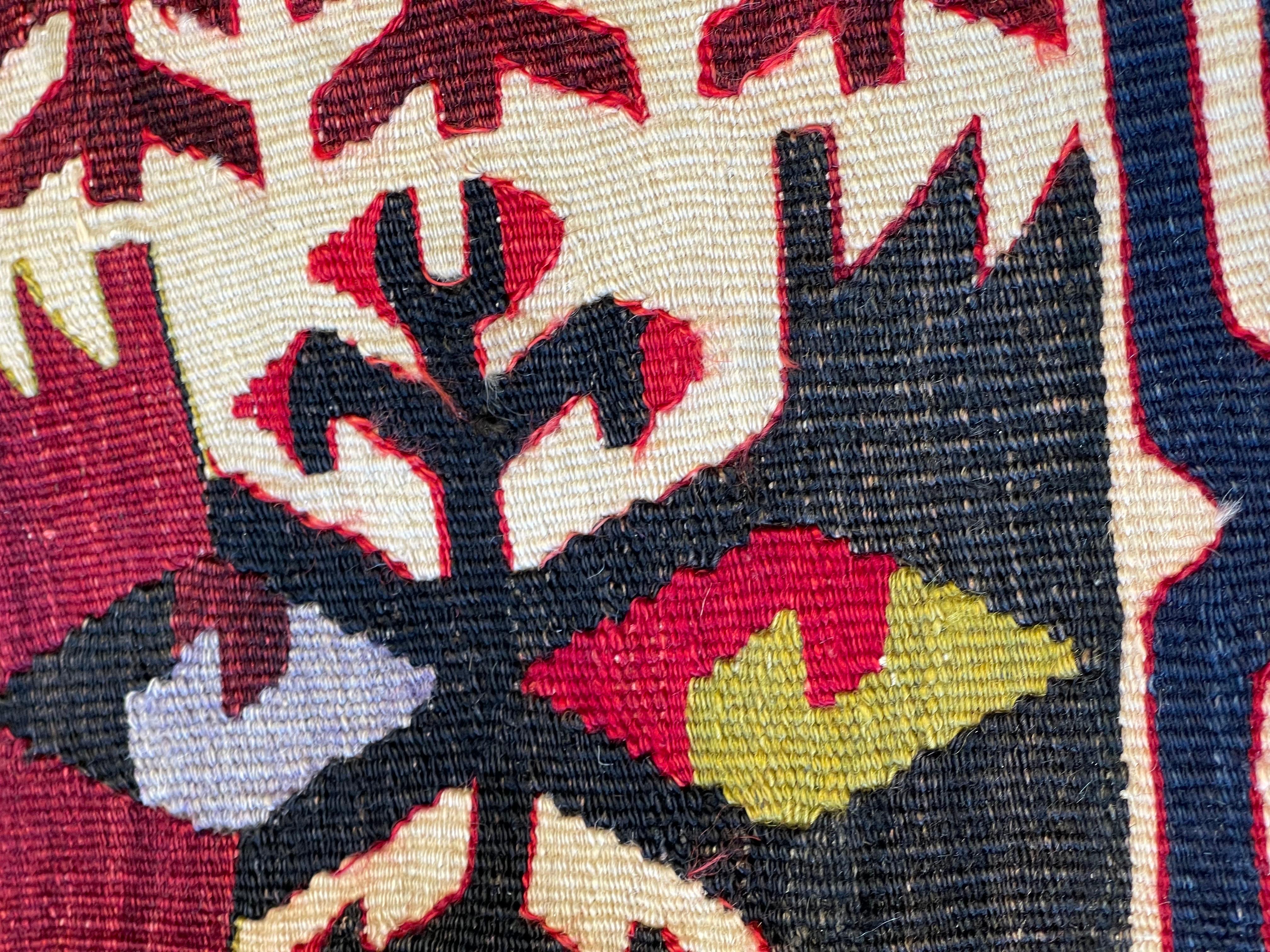 Türkisches modernes Yastik-Kissen im Vintage-Stil mit altem Kelim-Kissen, 4206 (Handgewebt) im Angebot