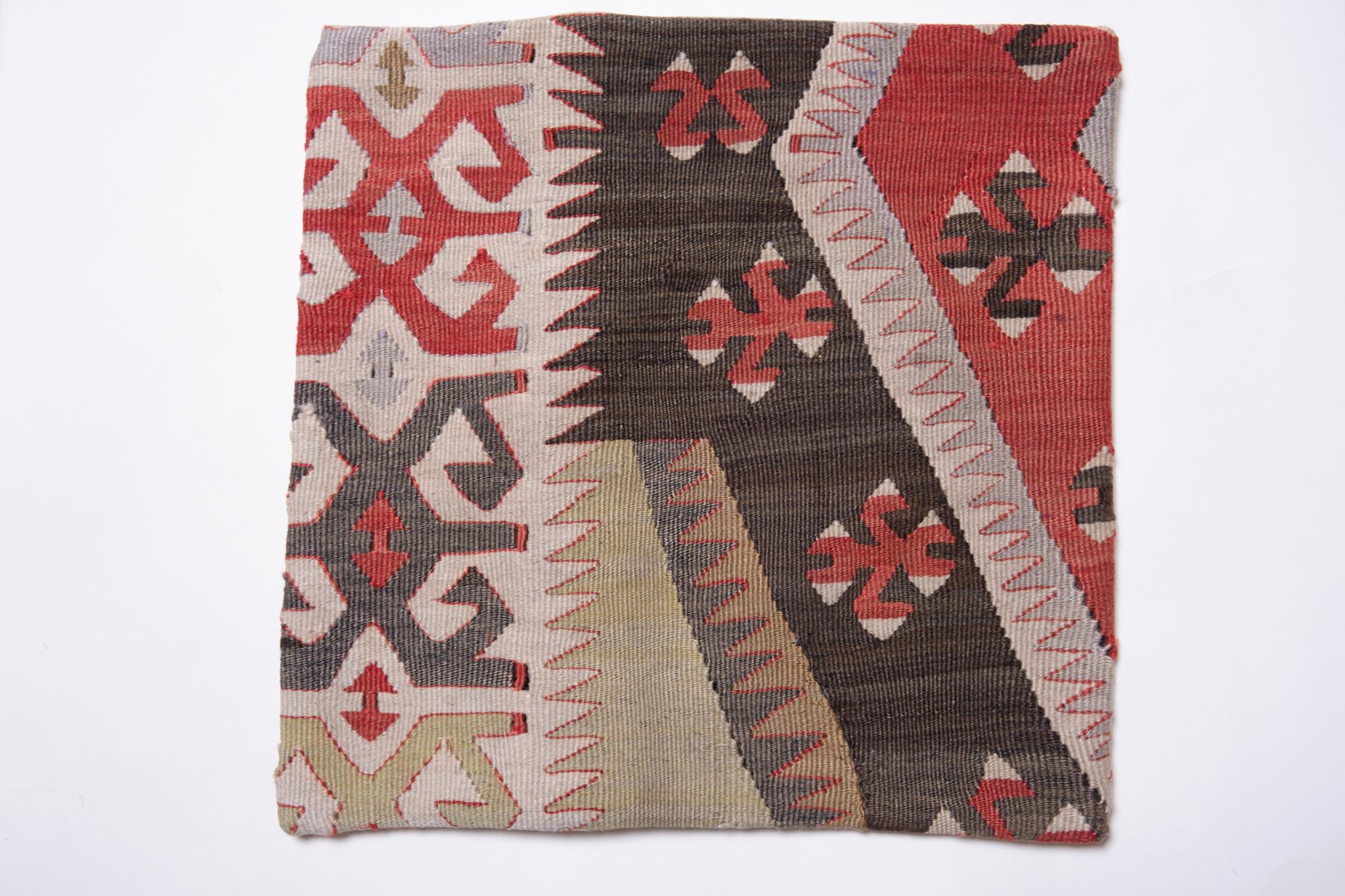 Vintage & Old Kilim Cushion Cover, Anatolian Yastik Turkish Modern Pillow 4327 In Good Condition For Sale In Tokyo, JP