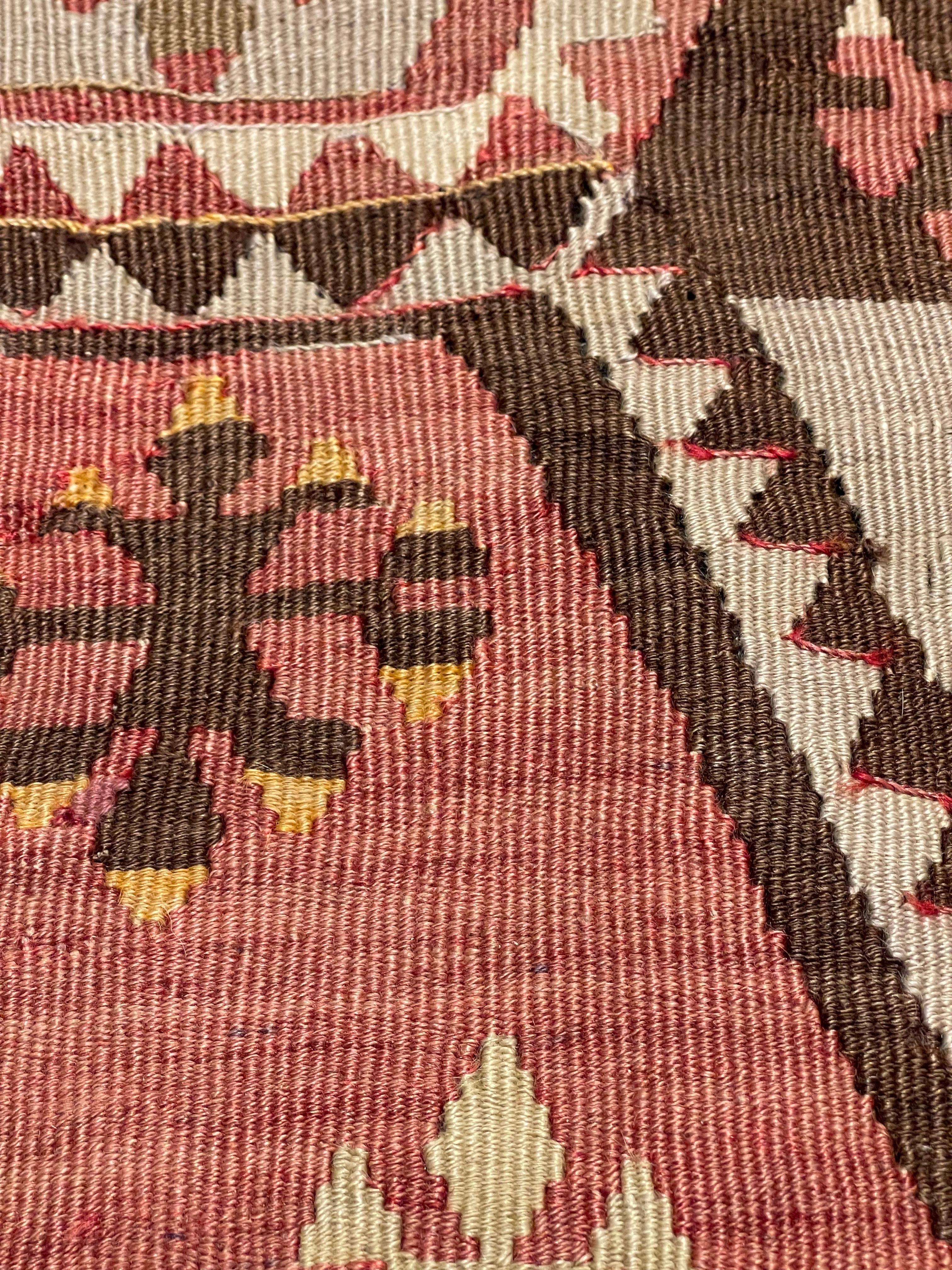 Vintage & Old Kilim Cushion Cover, Anatolian Yastik Turkish Modern Pillow 4337 (Türkisch) im Angebot