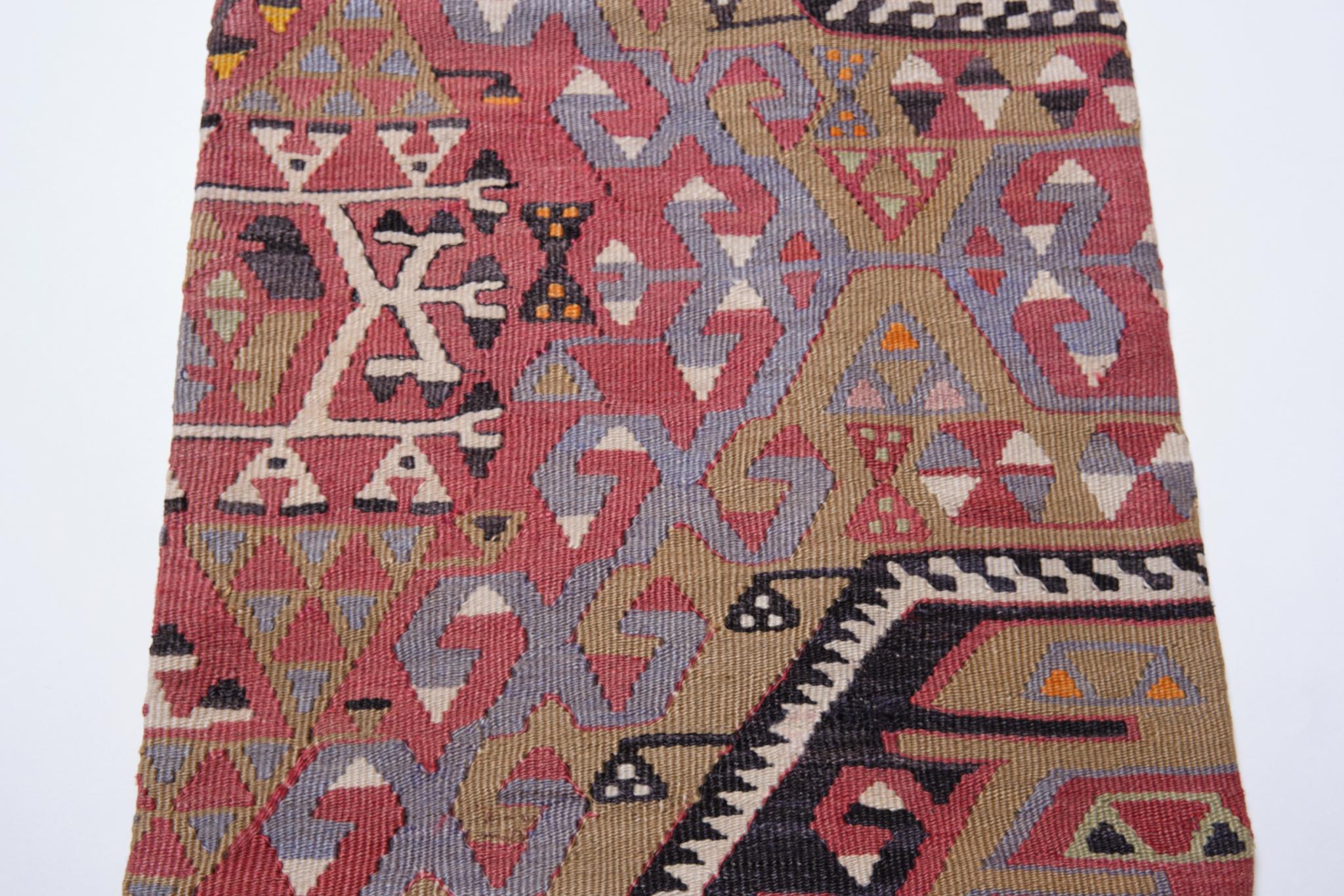 Vintage & Old Kilim Cushion Cover, Anatolian Yastik Turkish Modern Pillow 4388 In Good Condition For Sale In Tokyo, JP