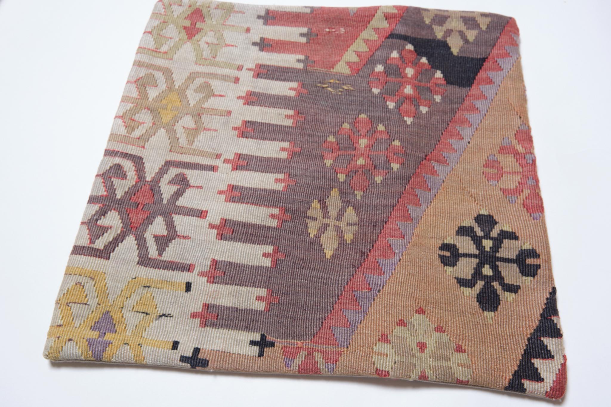 Turc Coussin Kilim vintage et ancien, coussin moderne turc d'Anatolie Yastik 4387 en vente