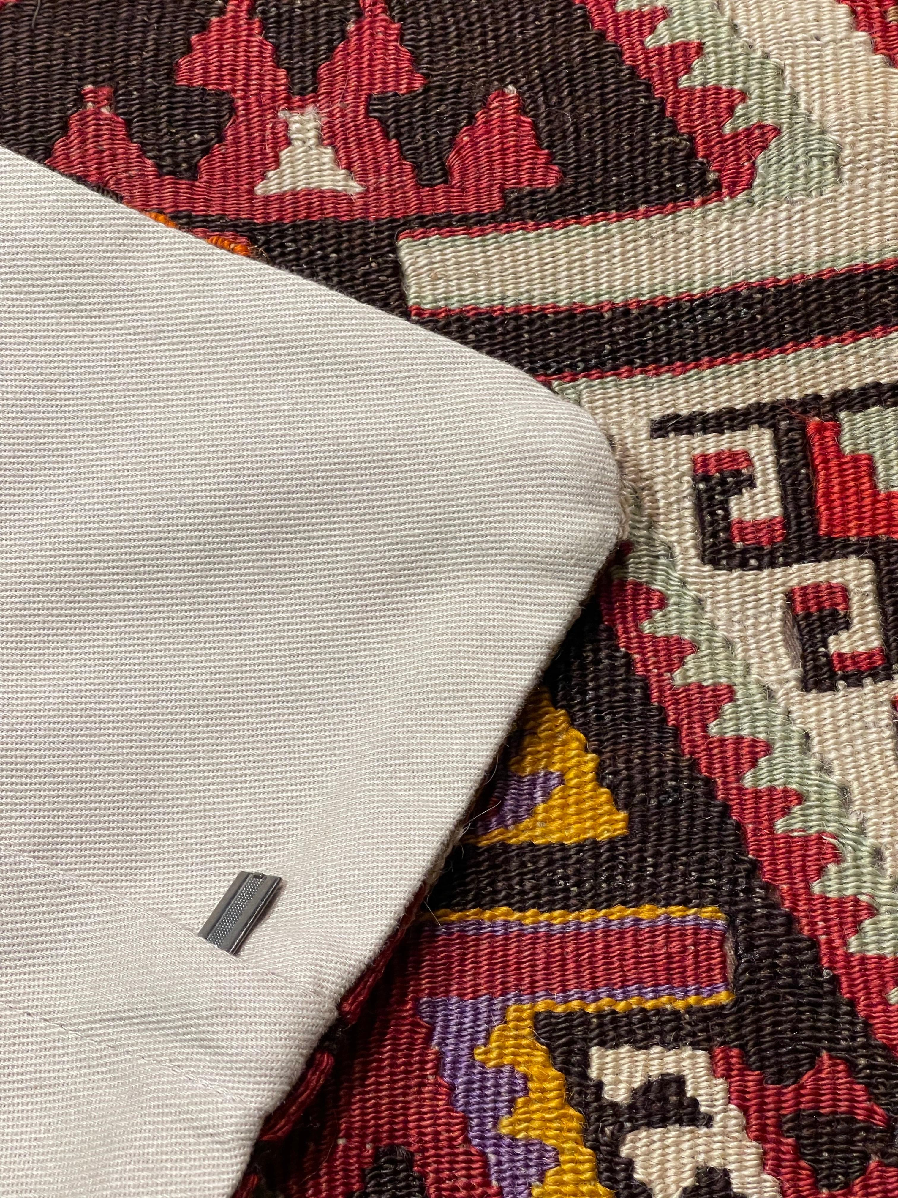 Tissé à la main Coussin Kilim vintage et ancien, coussin moderne turc d'Anatolie Yastik 4413 en vente