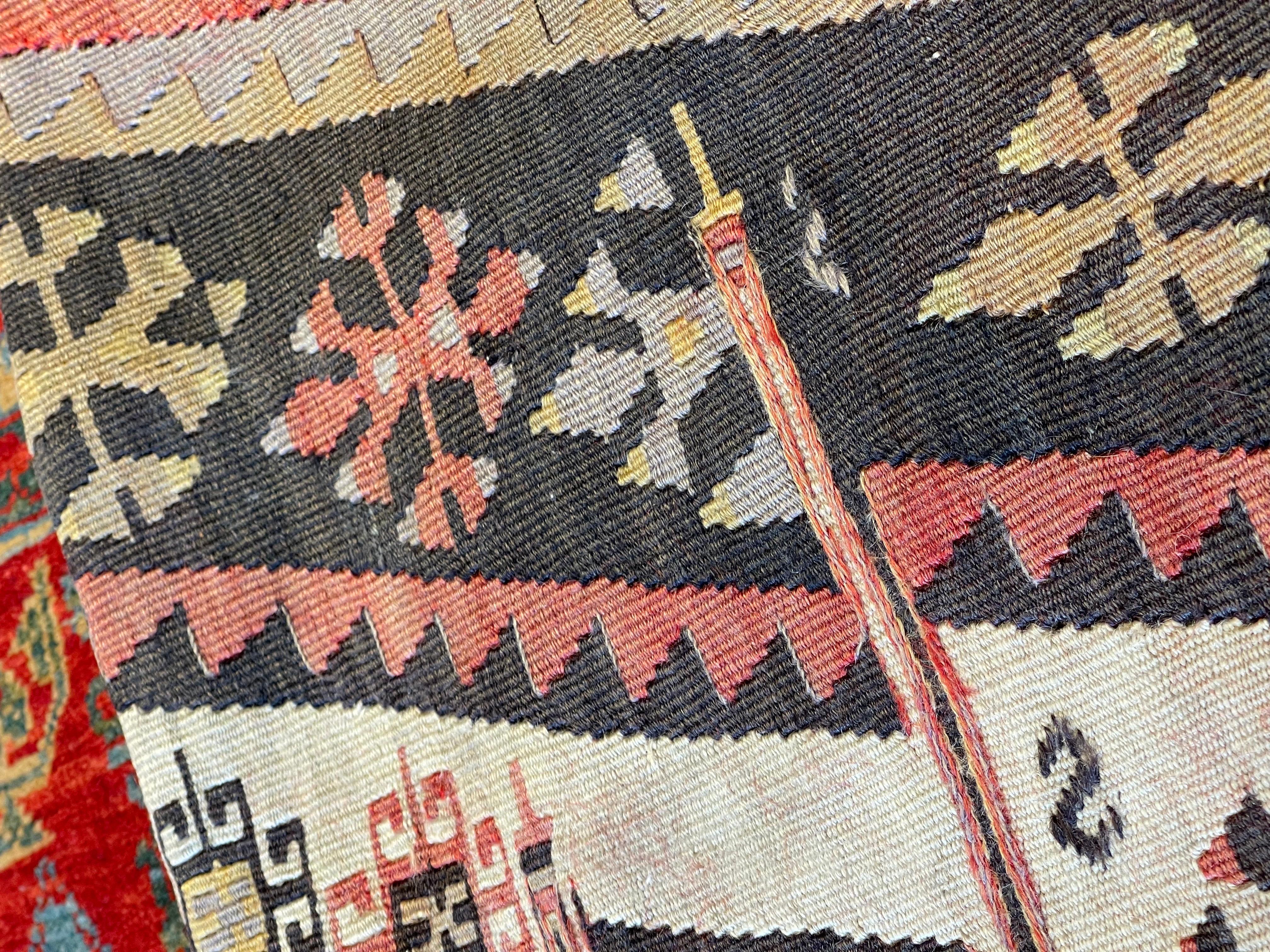 Turc Coussin Kilim vintage et ancien, coussin moderne turc d'Anatolie Yastik 4420 en vente