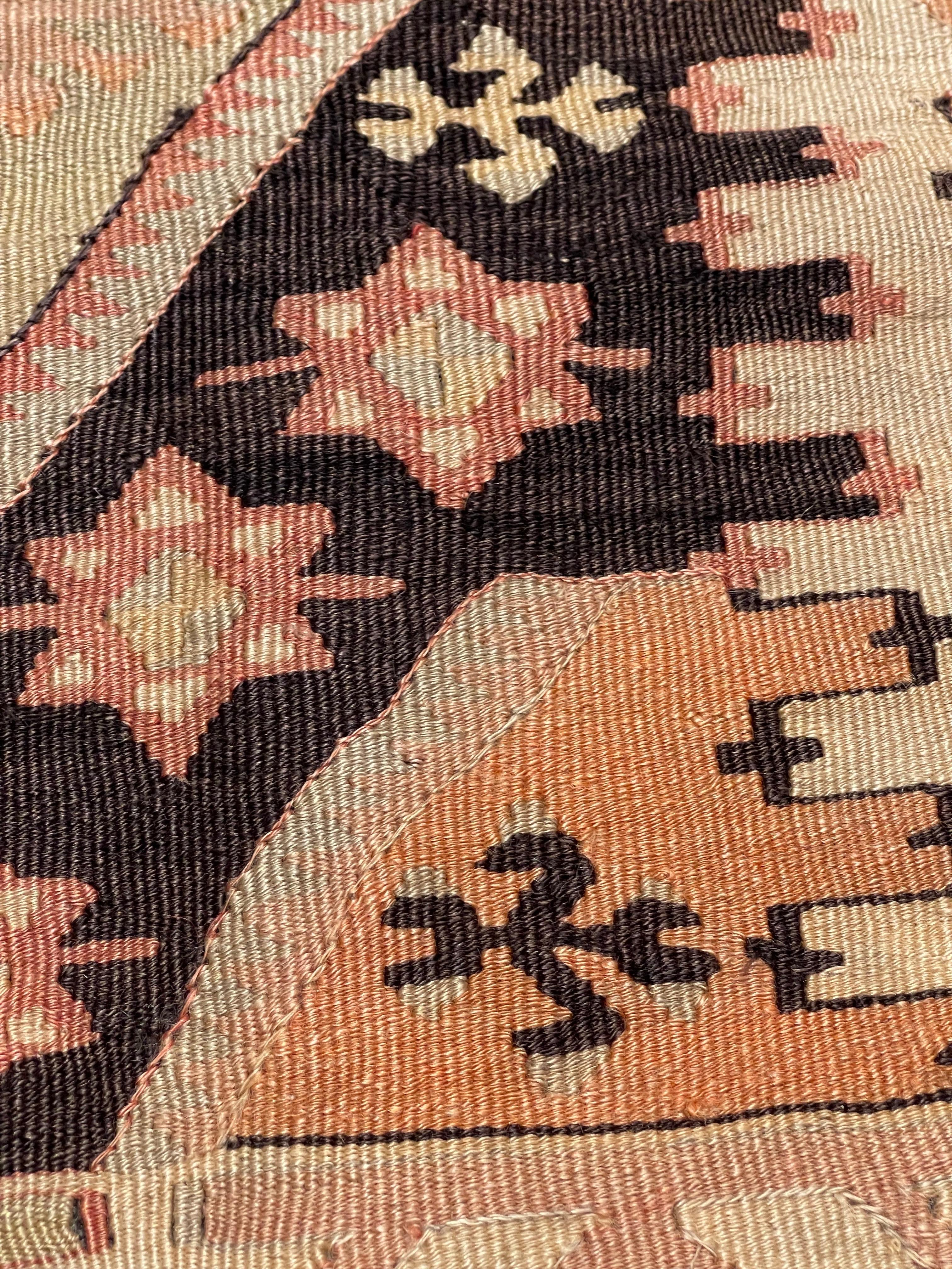Turco Copricuscino Kilim vintage e antico, cuscino moderno turco Anatolian Yastik 4421 in vendita