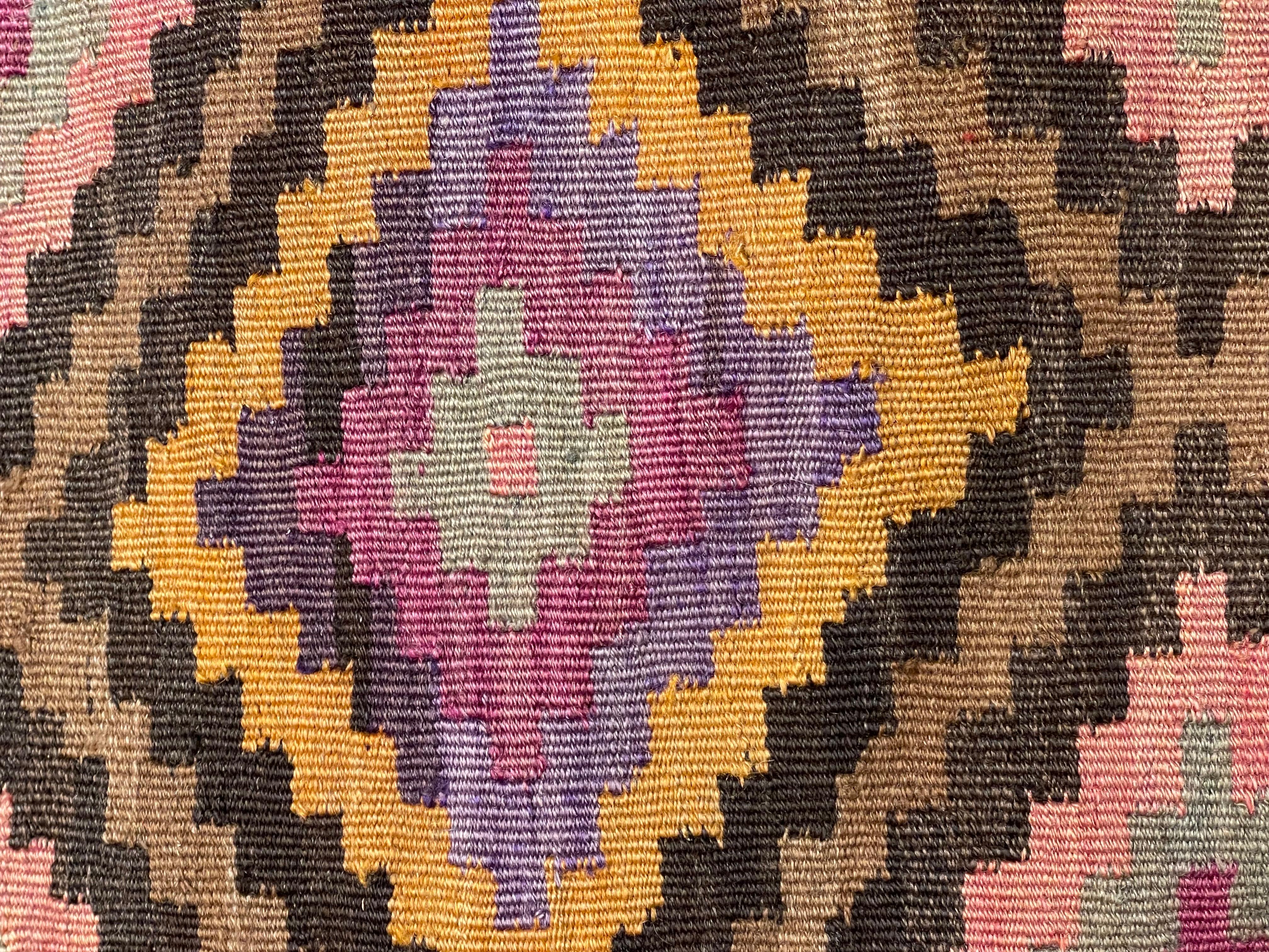 Türkisches modernes Yastik-Kissen im Vintage-Stil mit altem Kelim-Kissen, 4433 (Handgeknüpft) im Angebot