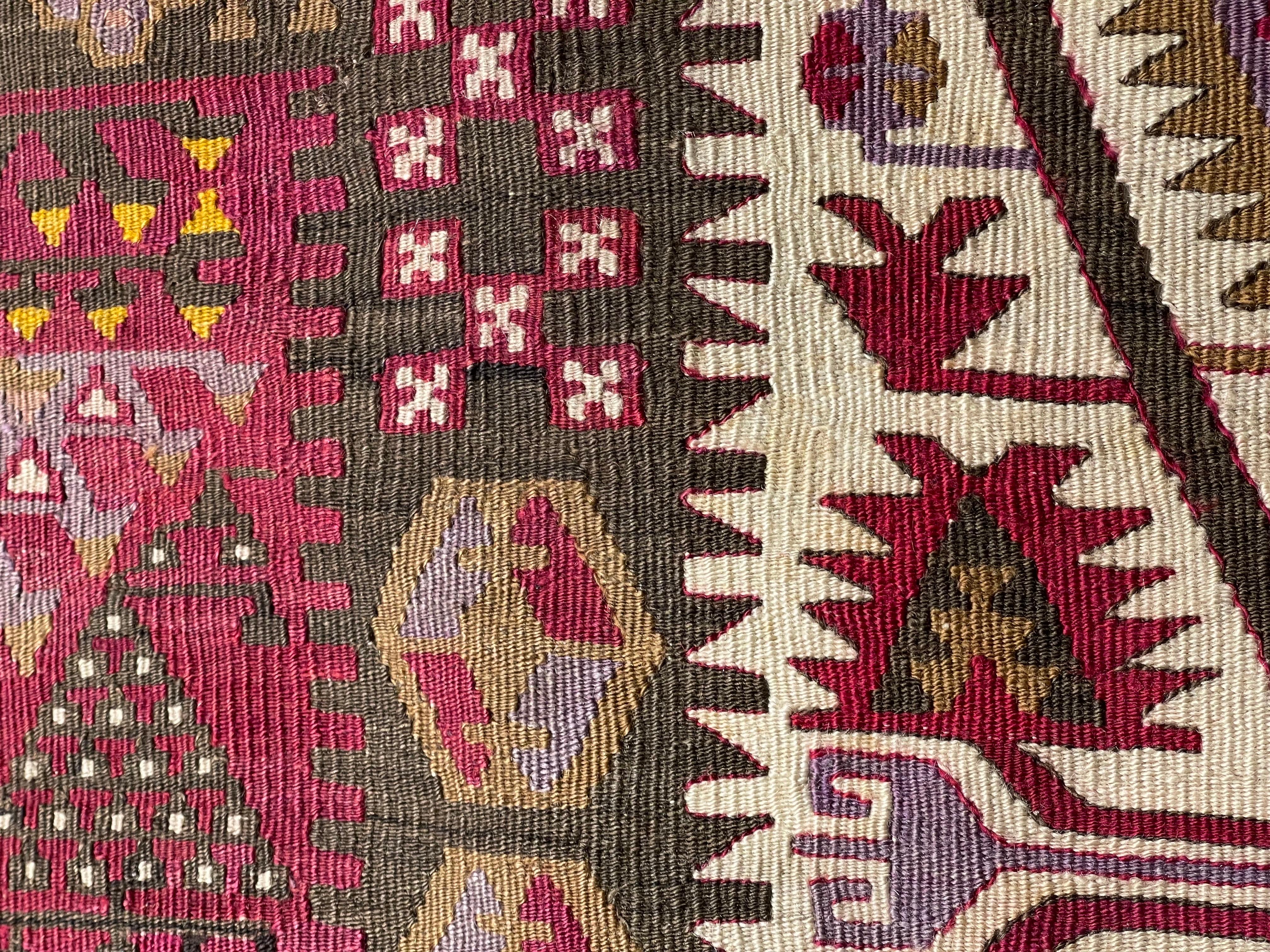 Türkisches modernes Yastik-Kissen im Vintage-Stil mit altem Kelim-Kissen, 4482 (Handgewebt) im Angebot