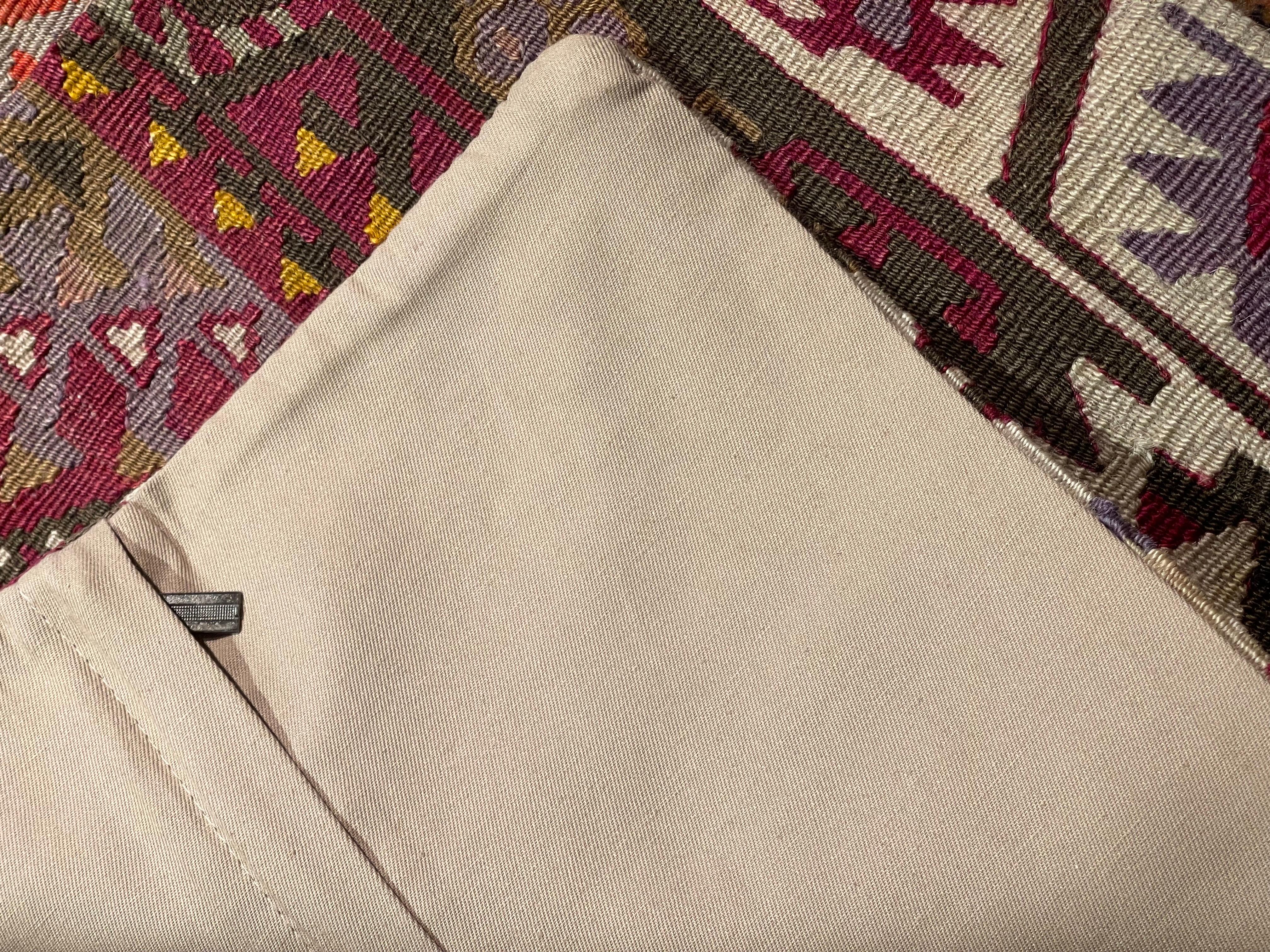 Türkisches modernes Yastik-Kissen im Vintage-Stil mit altem Kelim-Kissen, 4482 im Zustand „Gut“ im Angebot in Tokyo, JP