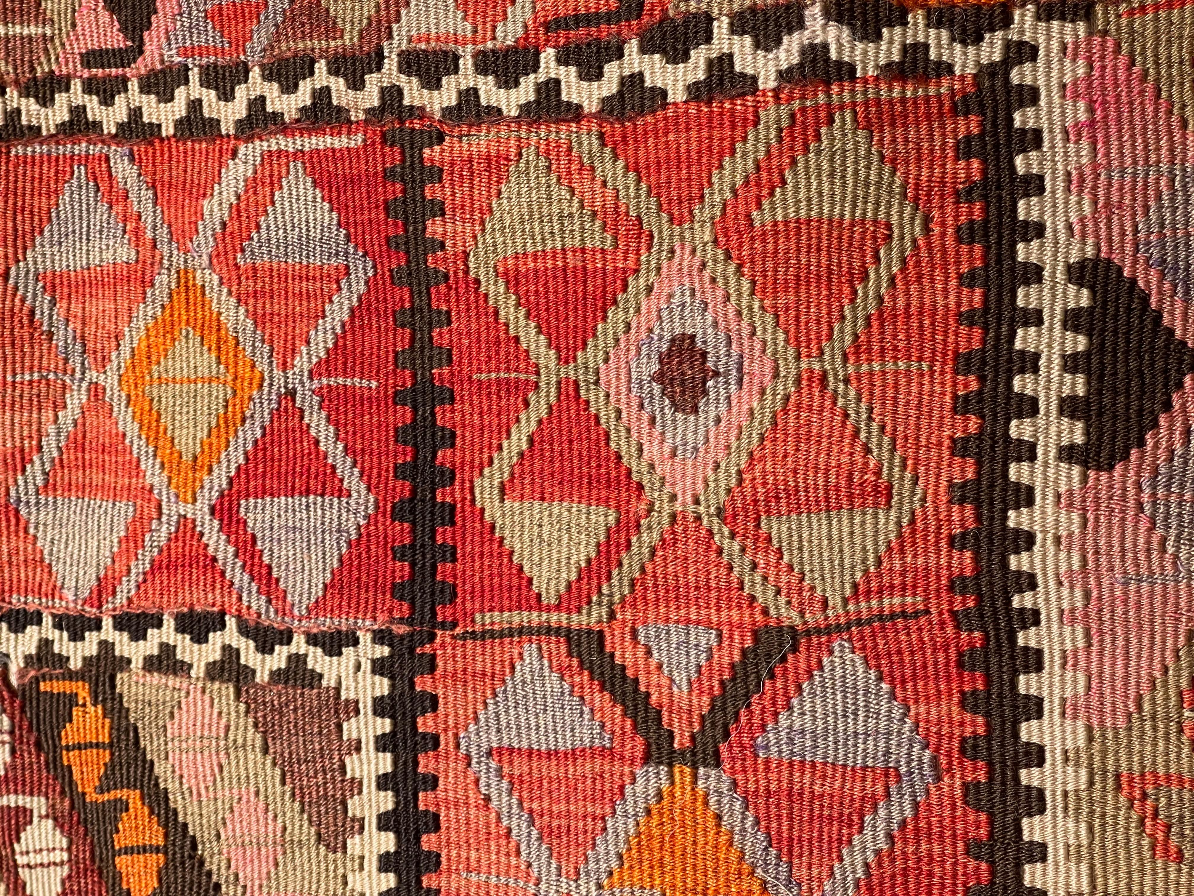 Turc Coussin Kilim vintage et ancien, coussin moderne turc d'Anatolie Yastik 4492 en vente