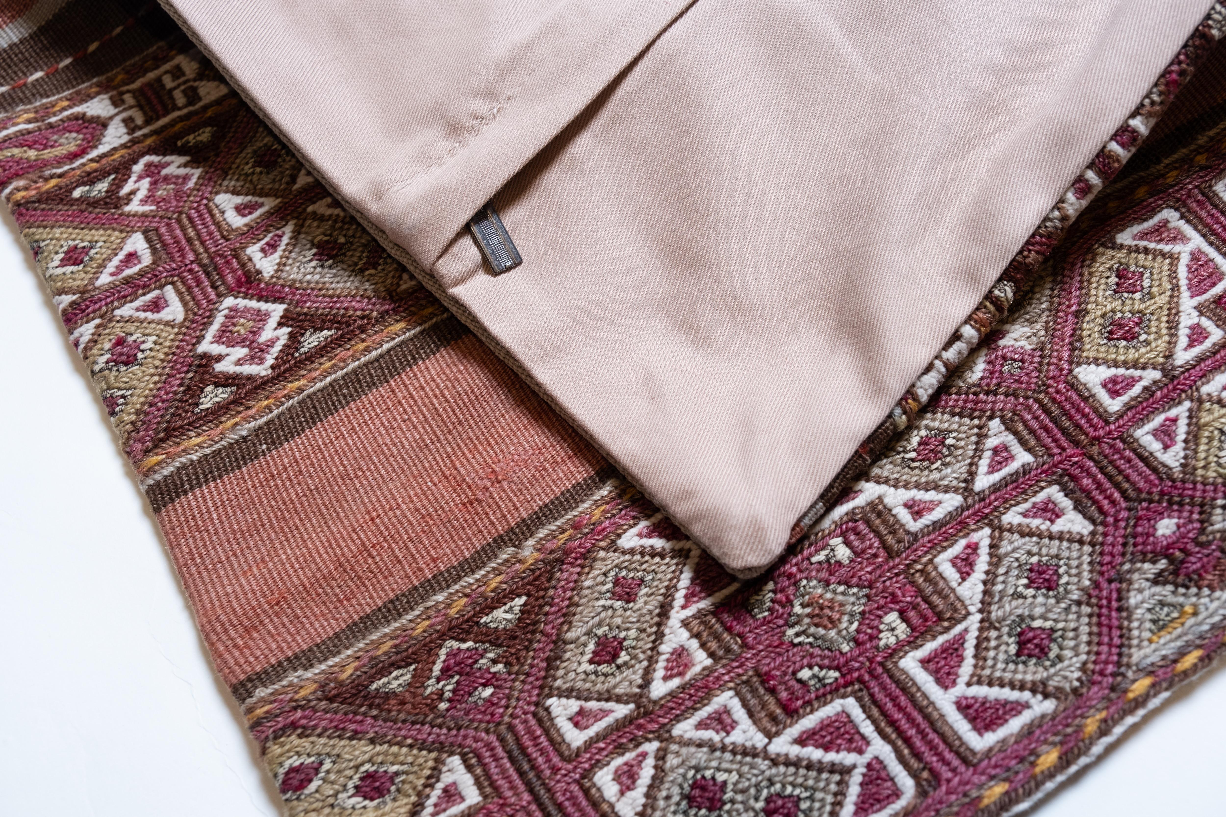 Vintage & Old Kilim Cushion Cover, Anatolian Yastik Turkish Modern Pillow 4519 In Good Condition For Sale In Tokyo, JP