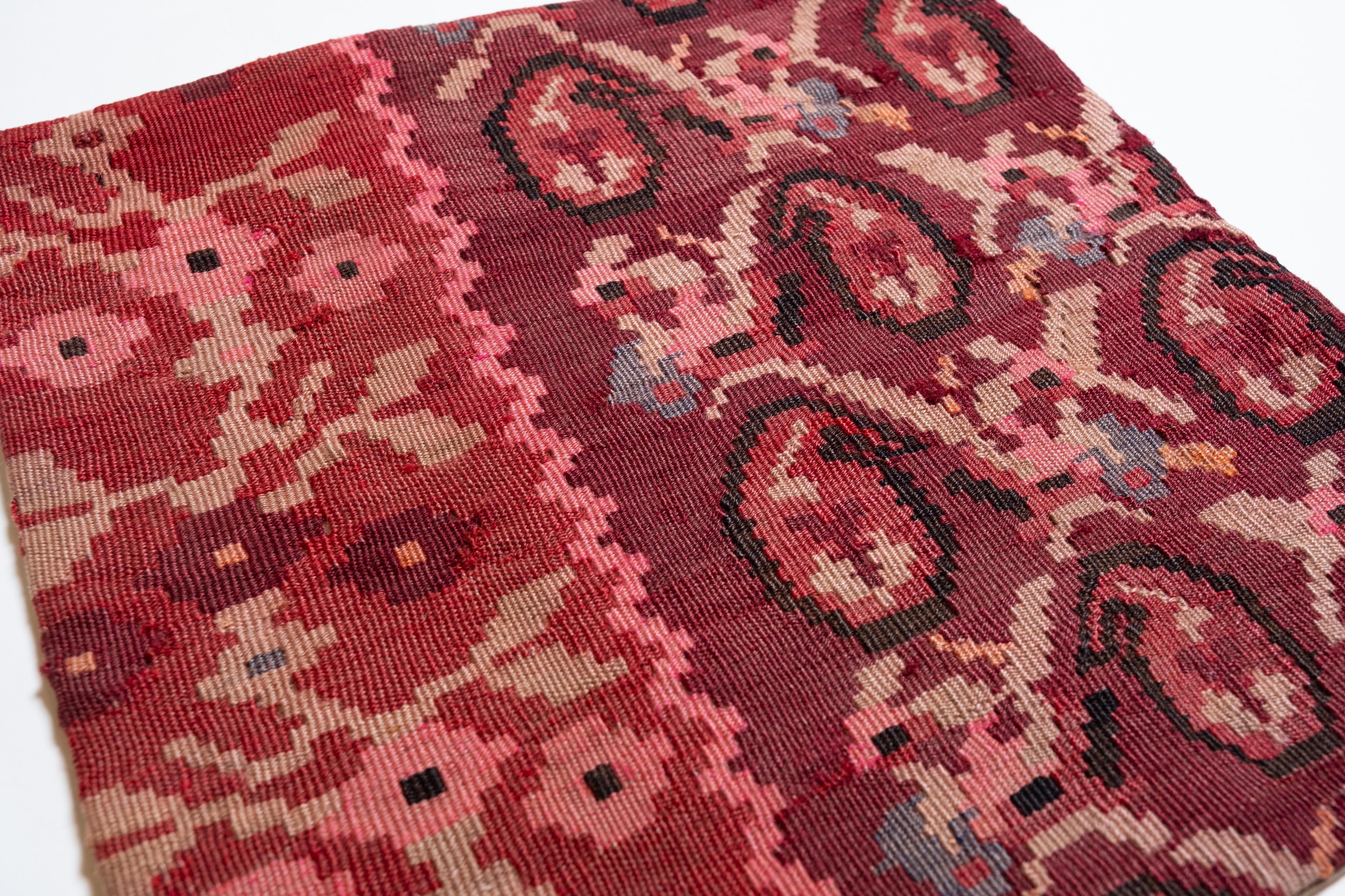Vintage & Old Kilim Cushion Cover, Anatolian Yastik Turkish Modern Pillow 4523 In Good Condition For Sale In Tokyo, JP