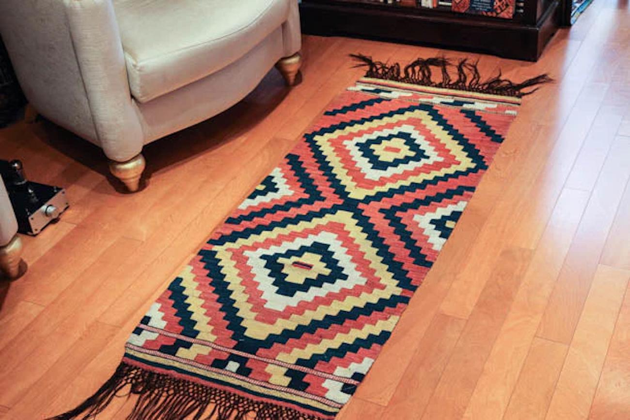 Turc Vintage Old Manastir Kilim Central Anatolian Rug Natural Turkish Carpet en vente