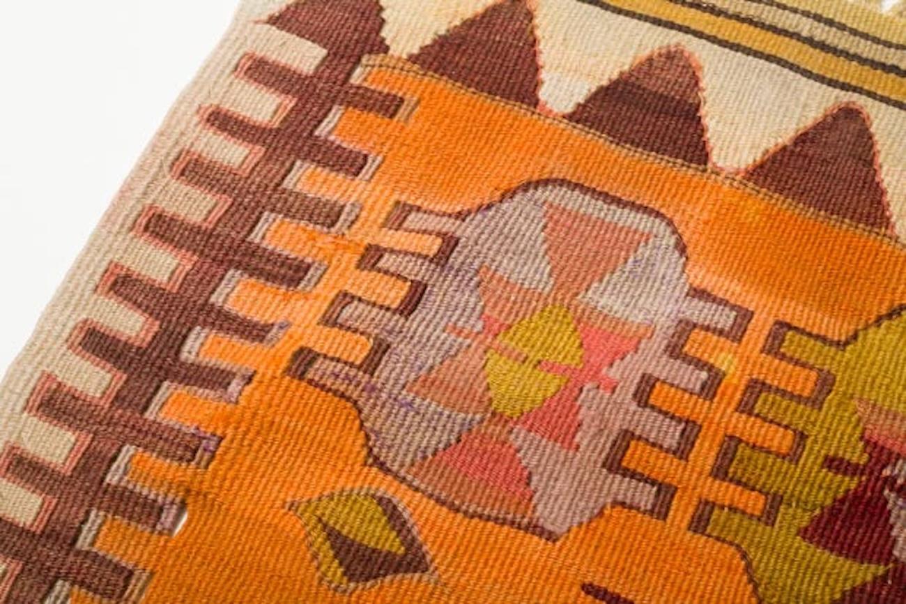 Tintura vegetale Vintage Old Mihrab Kilim Rug Konya Tappeto Turco Naturale dell'Anatolia Centrale in vendita